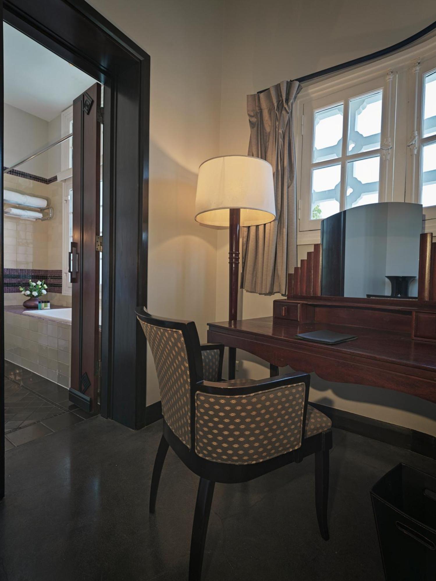 Azerai La Residence, Resort