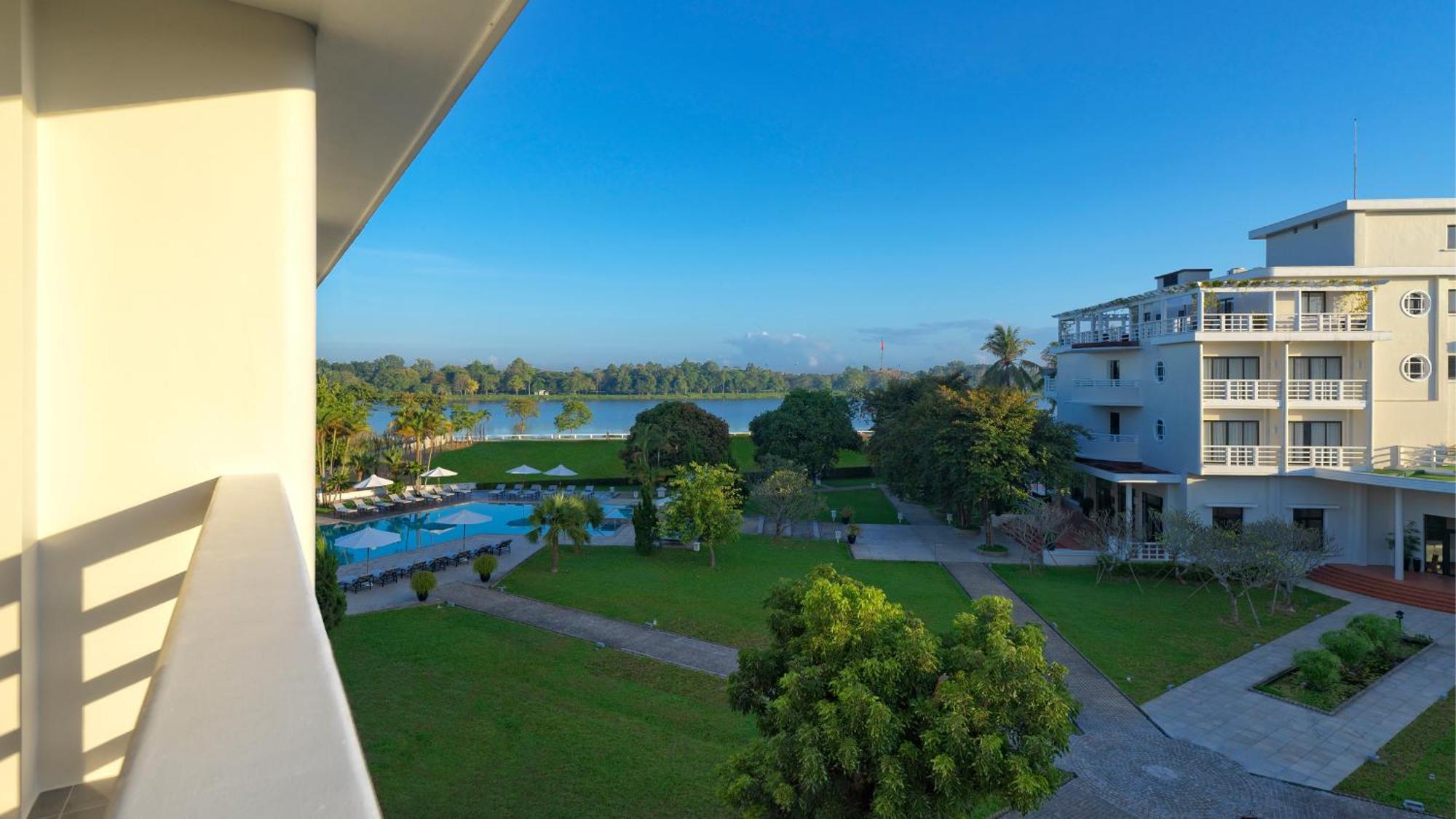Azerai La Residence, Resort 5*