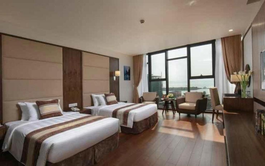 Hotel Marina Ha Long