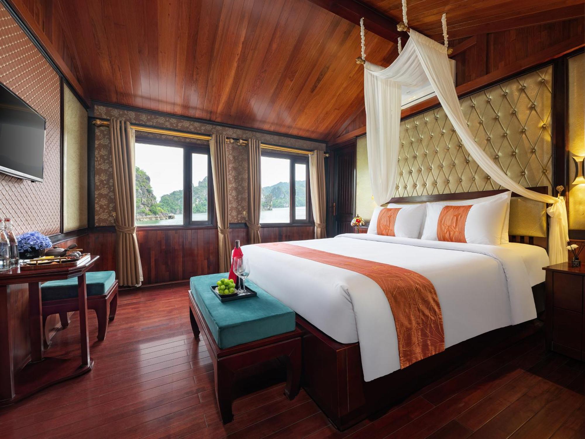 Hera Classic Boutique Cruise * Ha Long