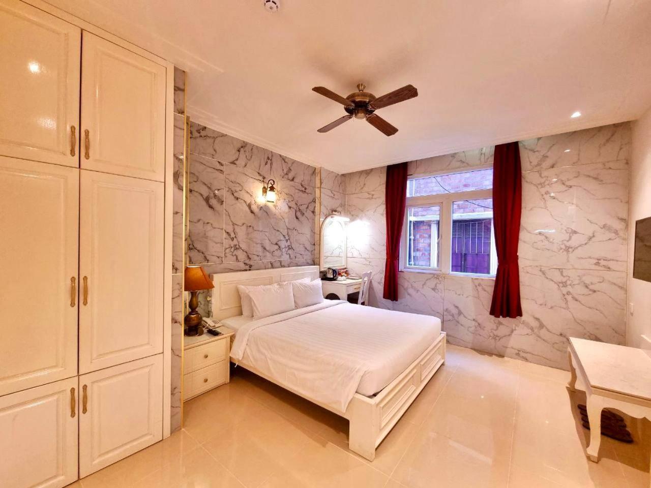Hotel Tulip 3 Da Lat