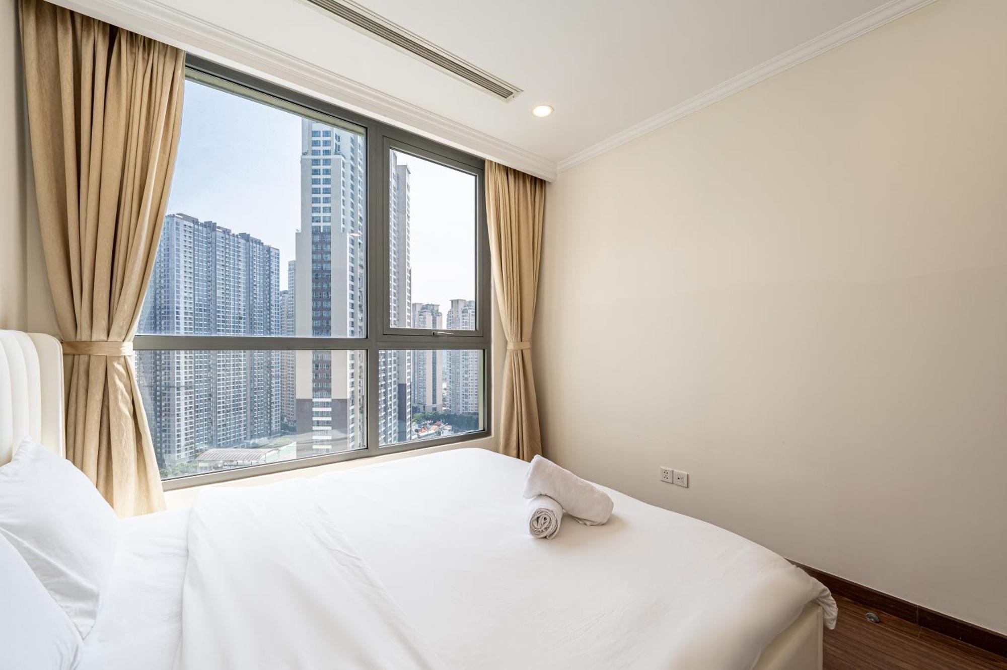 Vinhomes Park - Landmark Luxury Apartment *