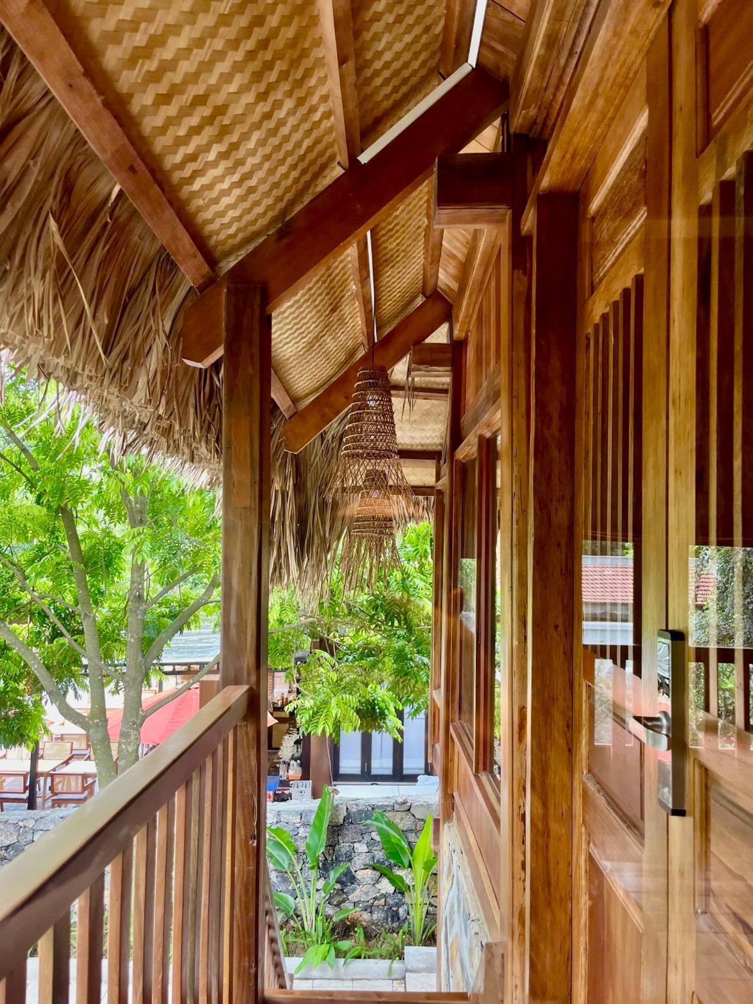 Hang Mua Khách sạn 4*