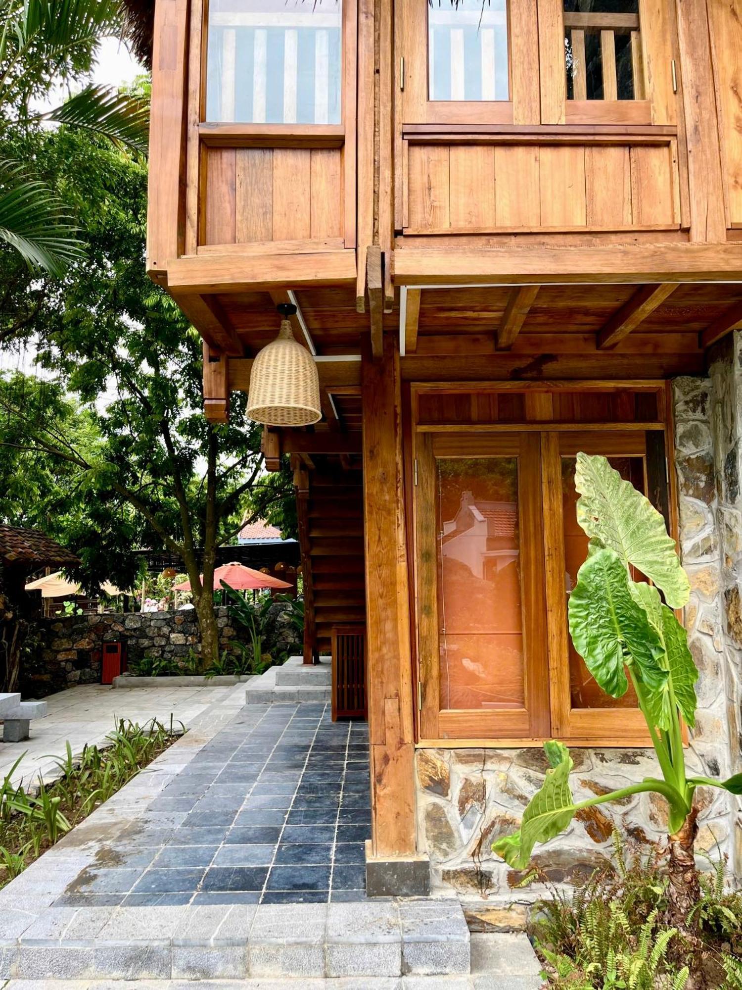 Hang Mua 4* Ninh Bình