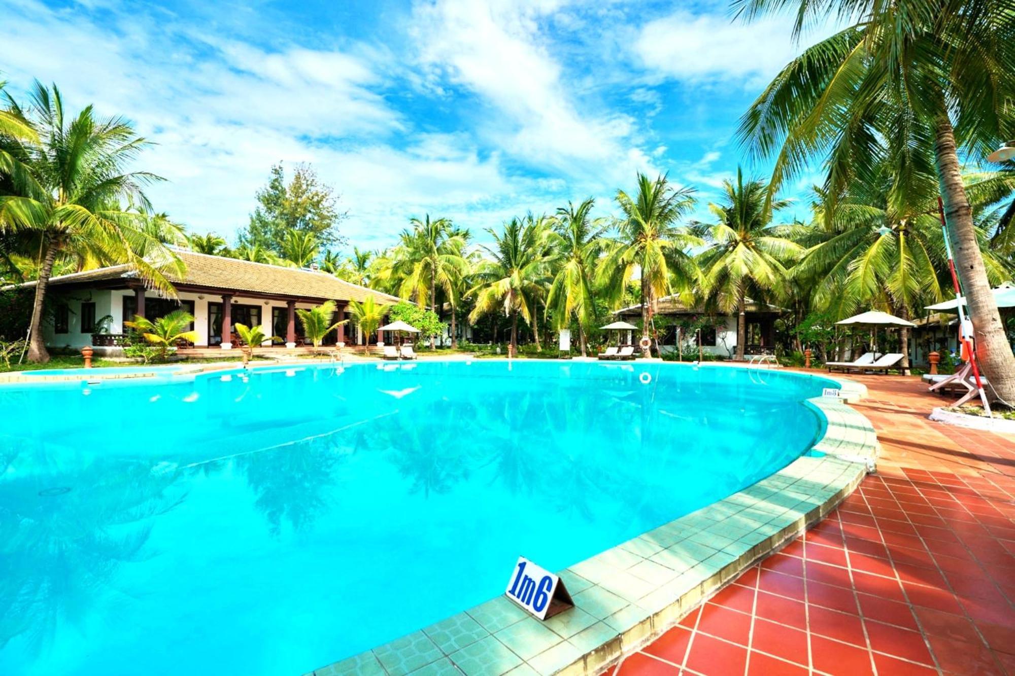 Lang Co Beach Resort Lang Co