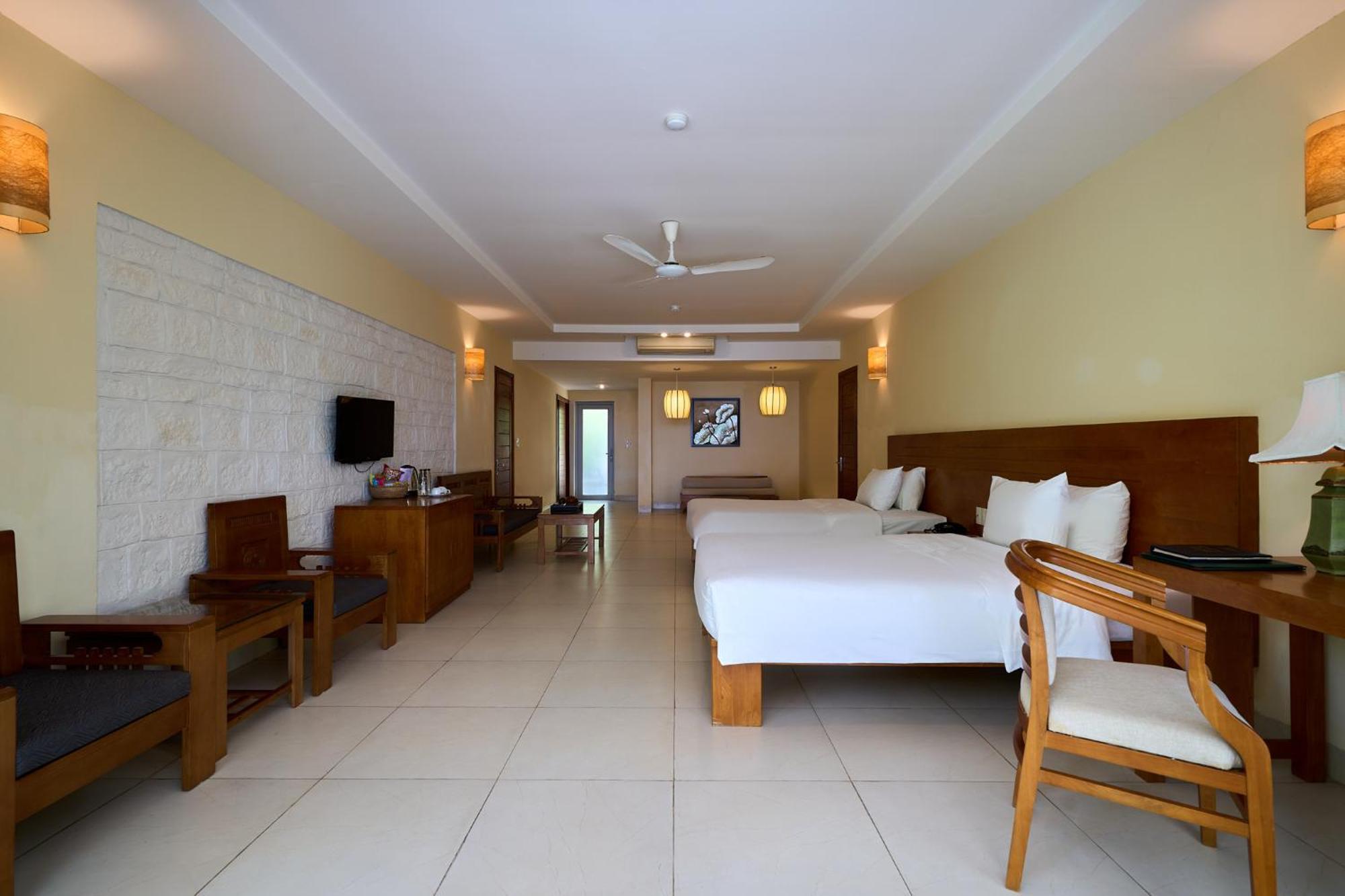 Lang Co Beach Resort Resort 4*