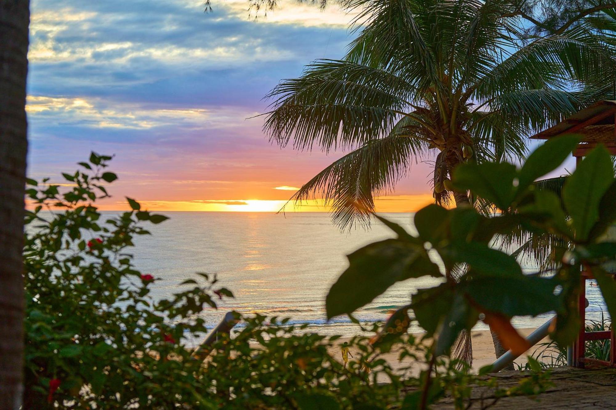 Lang Co Beach Resort 4*