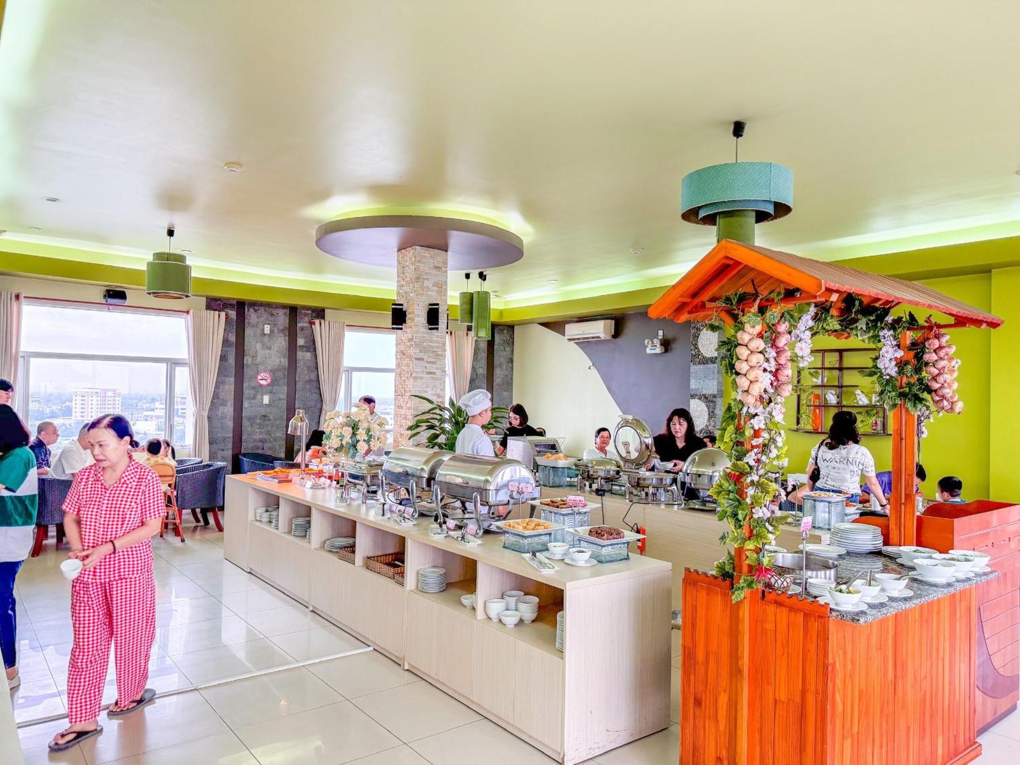Hoa Binh 1 Khách sạn 3*