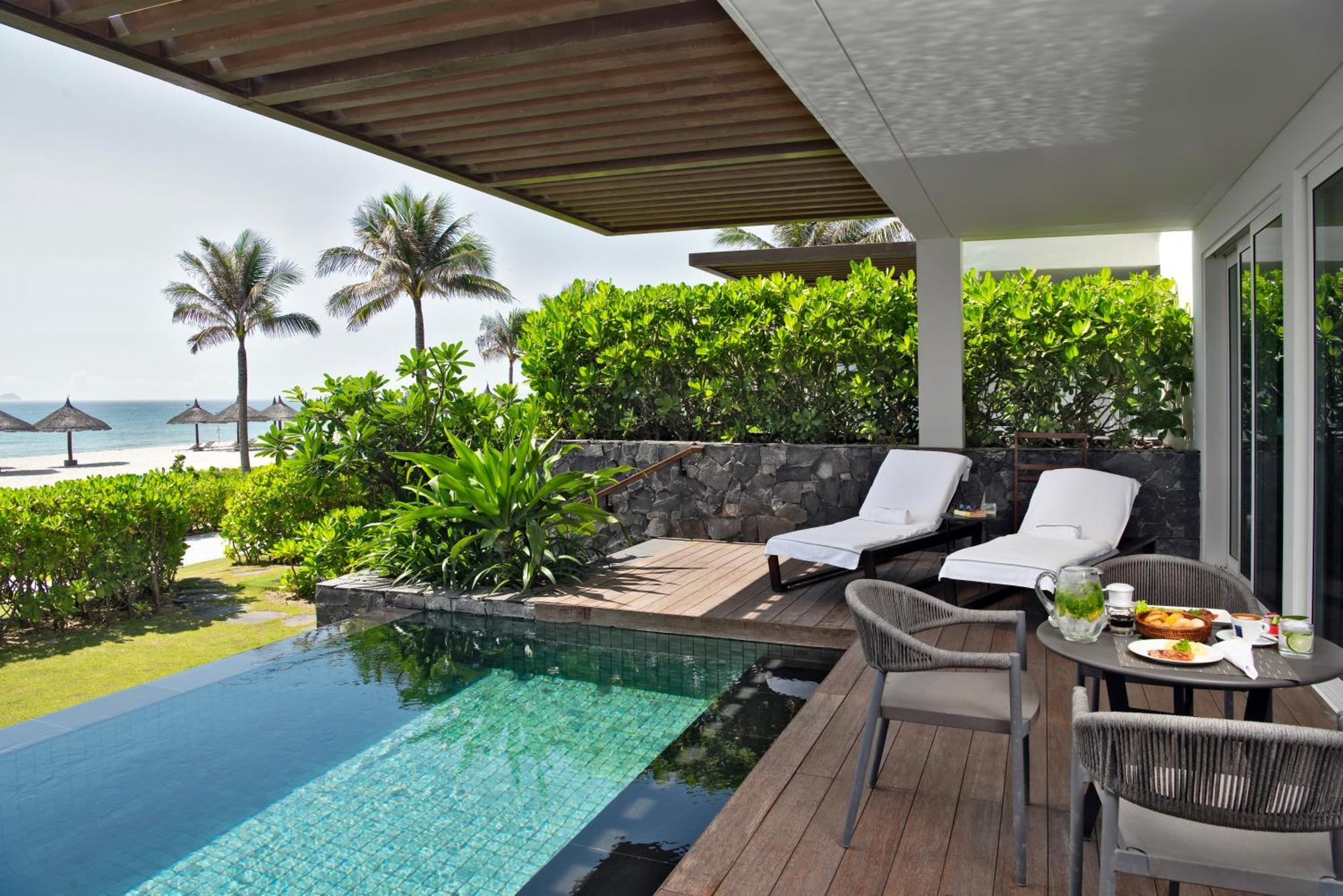Alma Resort 5*