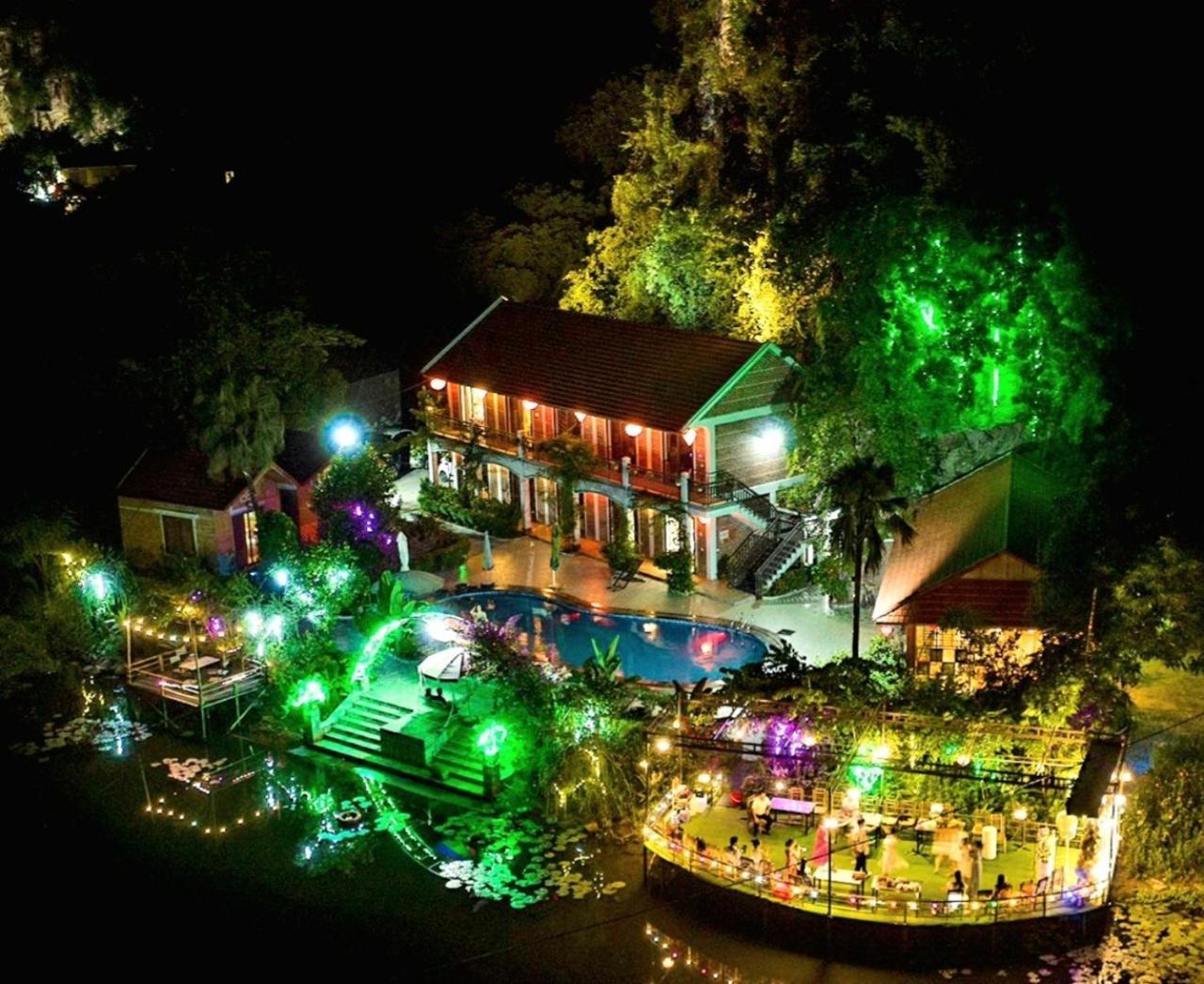 Hotel Hoanglong Riverside