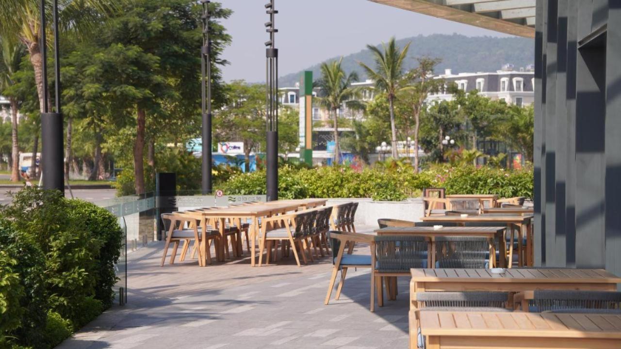 Alacarte Bay-ocean Apartment Ha Long