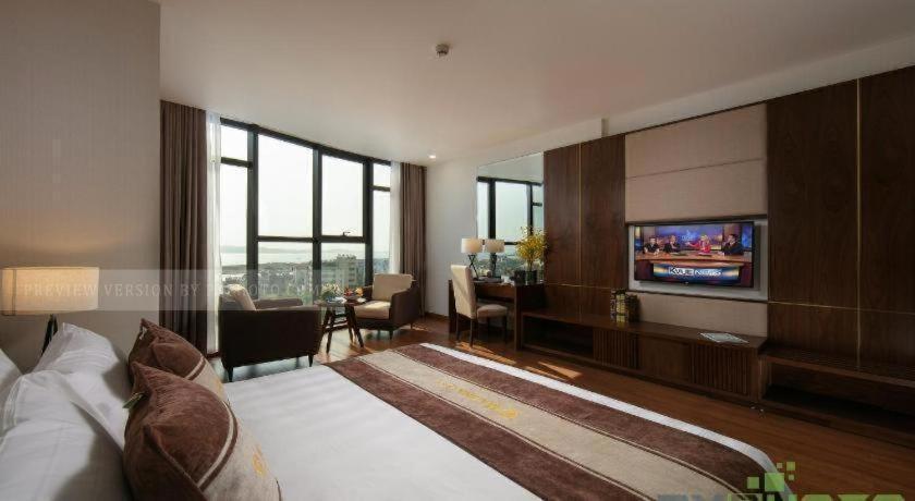 Marina Hotel