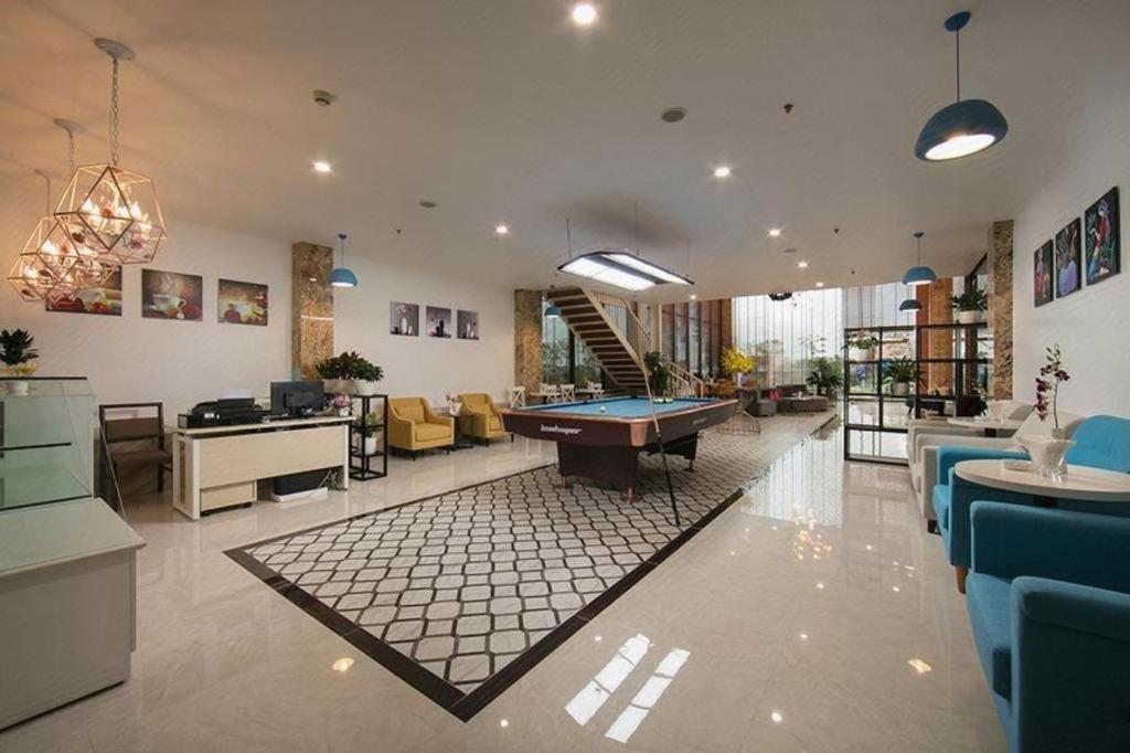 Marina Hotel 4*