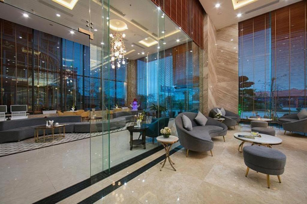 Hotel Marina Ha Long
