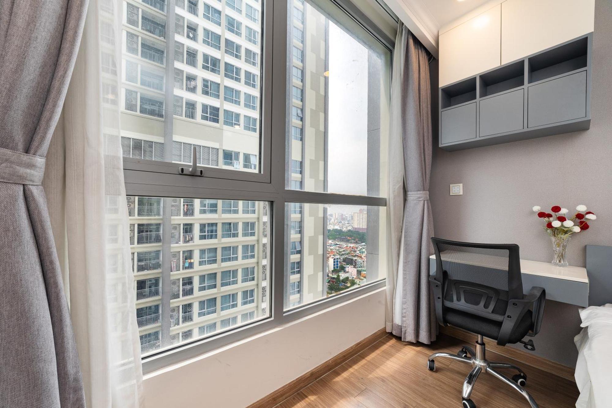 Apartment Vinhomes Park - Landmark Luxury *