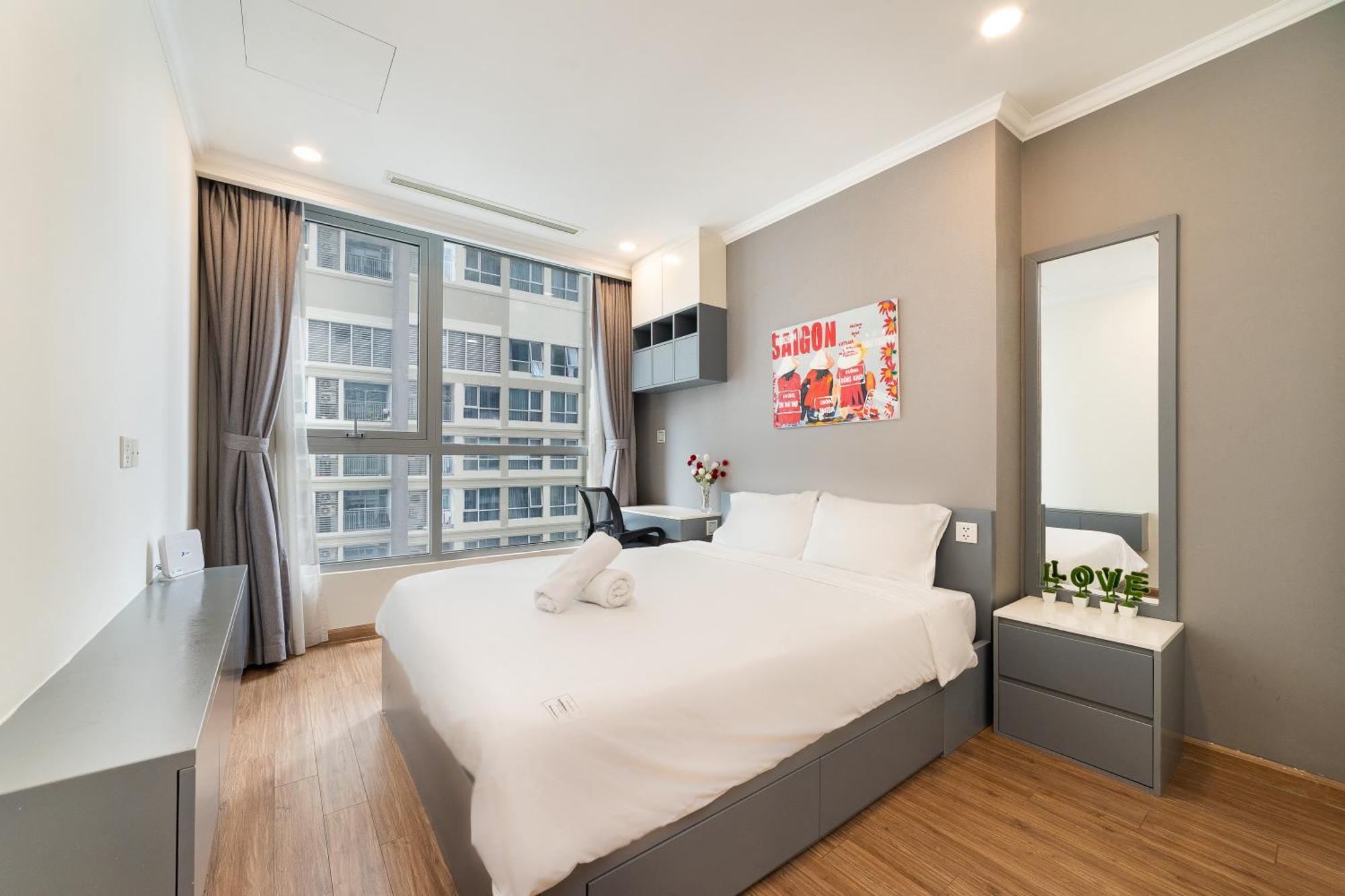 Vinhomes Park - Landmark Luxury Apartment Ho Chi Minh City