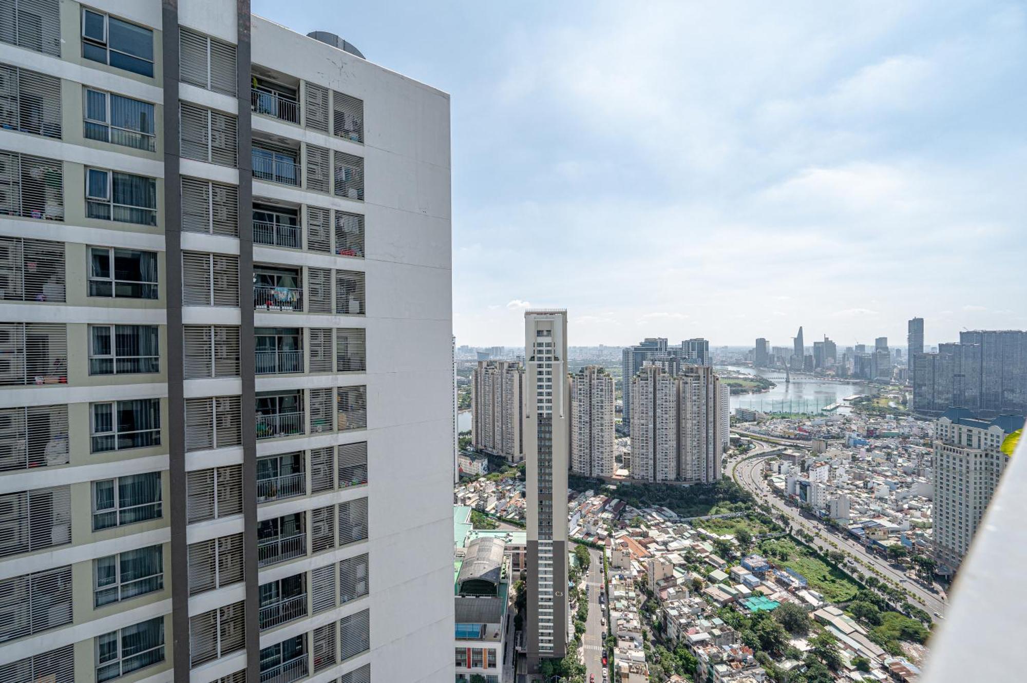 Vinhomes Park - Landmark Luxury Apartment
