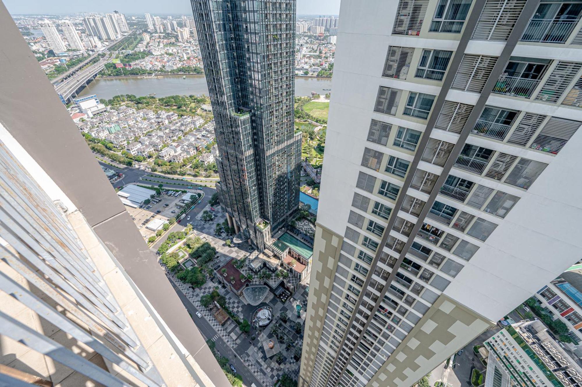 Apartment Vinhomes Park - Landmark Luxury Ho Chi Minh City