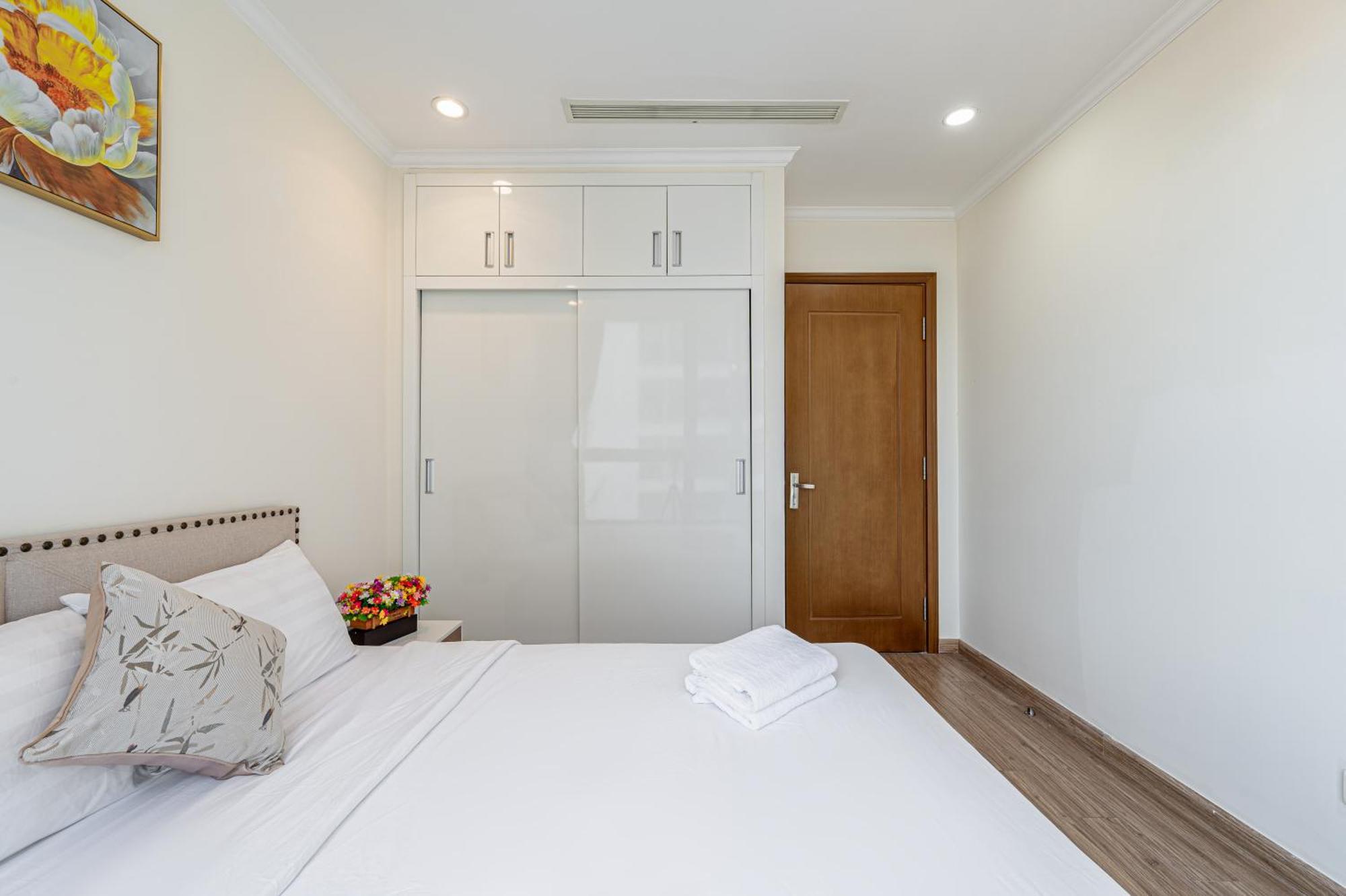 Vinhomes Park - Landmark Luxury Apartment