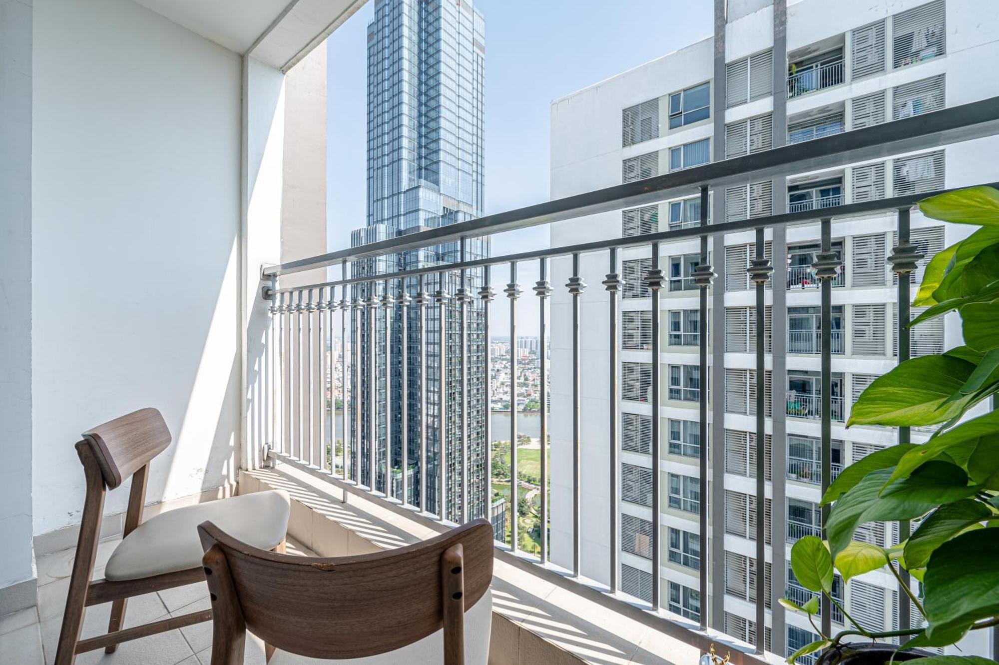 Vinhomes Park - Landmark Luxury Apartment
