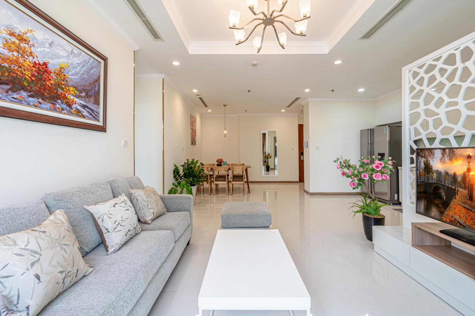 Vinhomes Park - Landmark Luxury Apartment Ho Chi Minh City