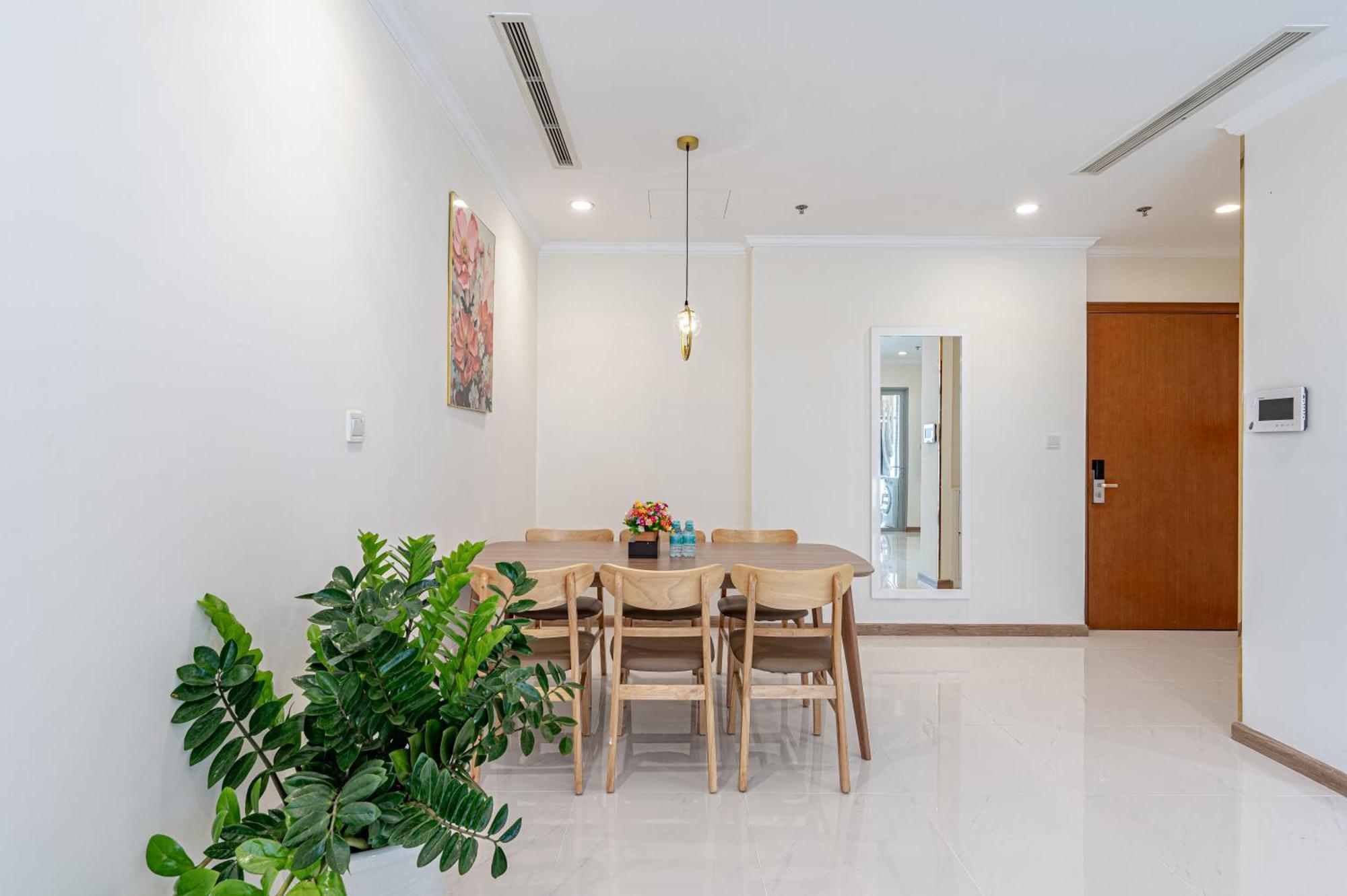 Vinhomes Park - Landmark Luxury Apartment *
