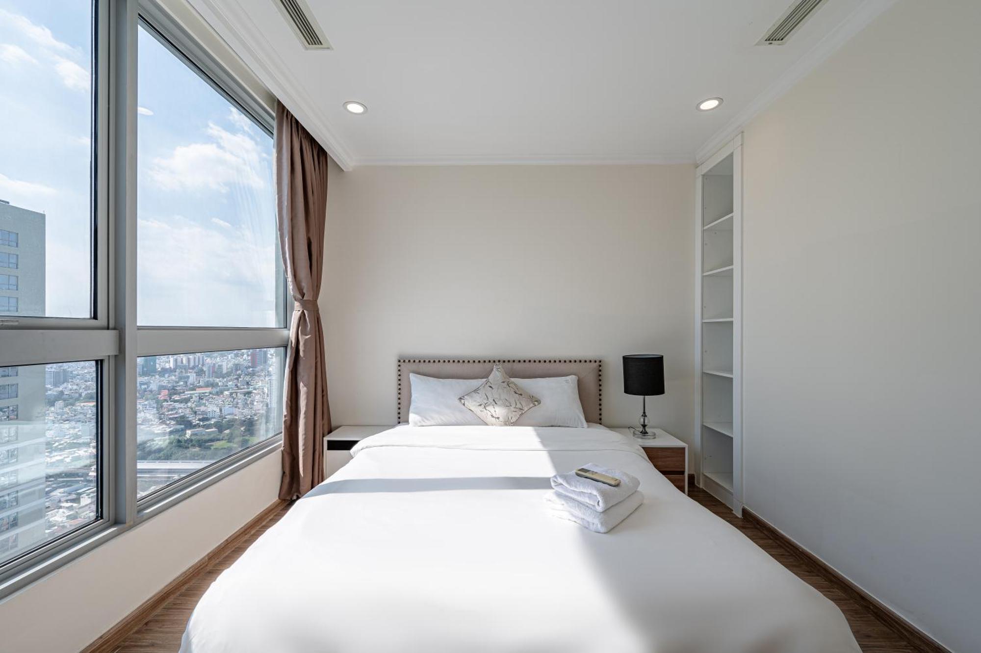 Apartment Vinhomes Park - Landmark Luxury