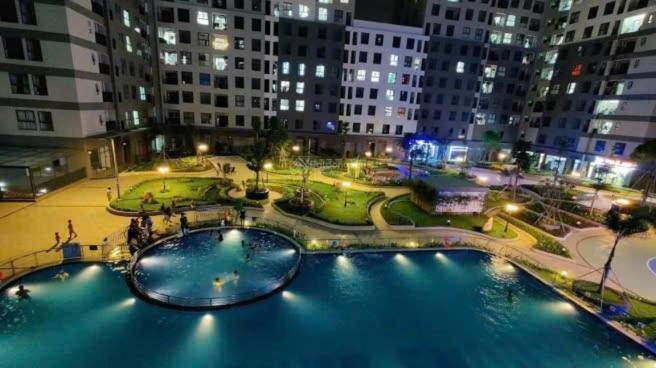 Bcons Garden View Landmark 81 Apartment *