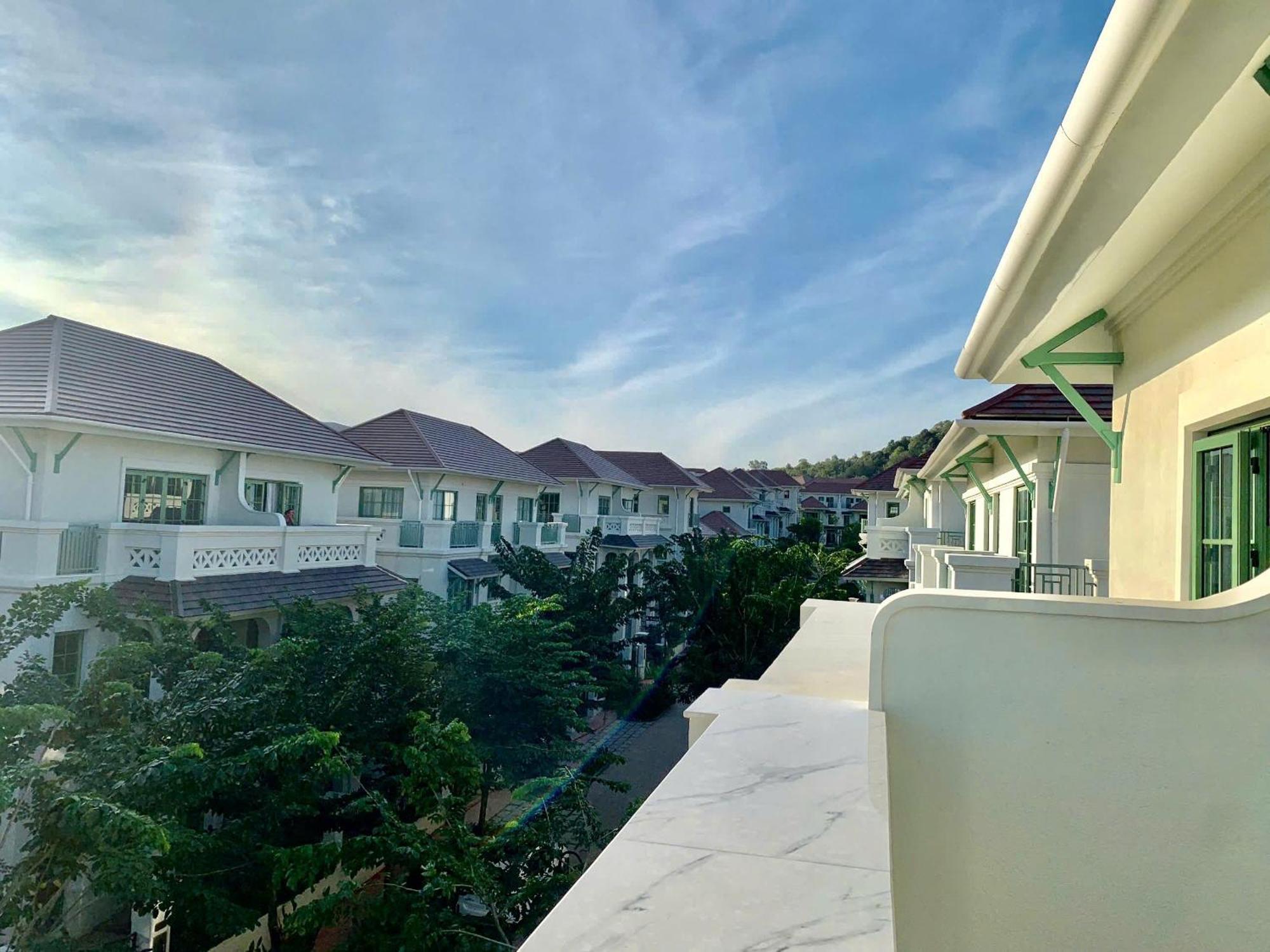 Sea Gallery Tropical Khem Villa