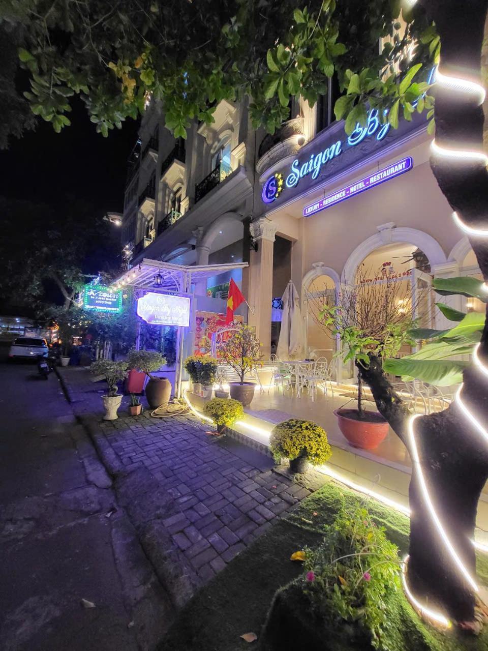 Saigon By Night Luxury Hotel Ho-Chi-Minh-Stadt