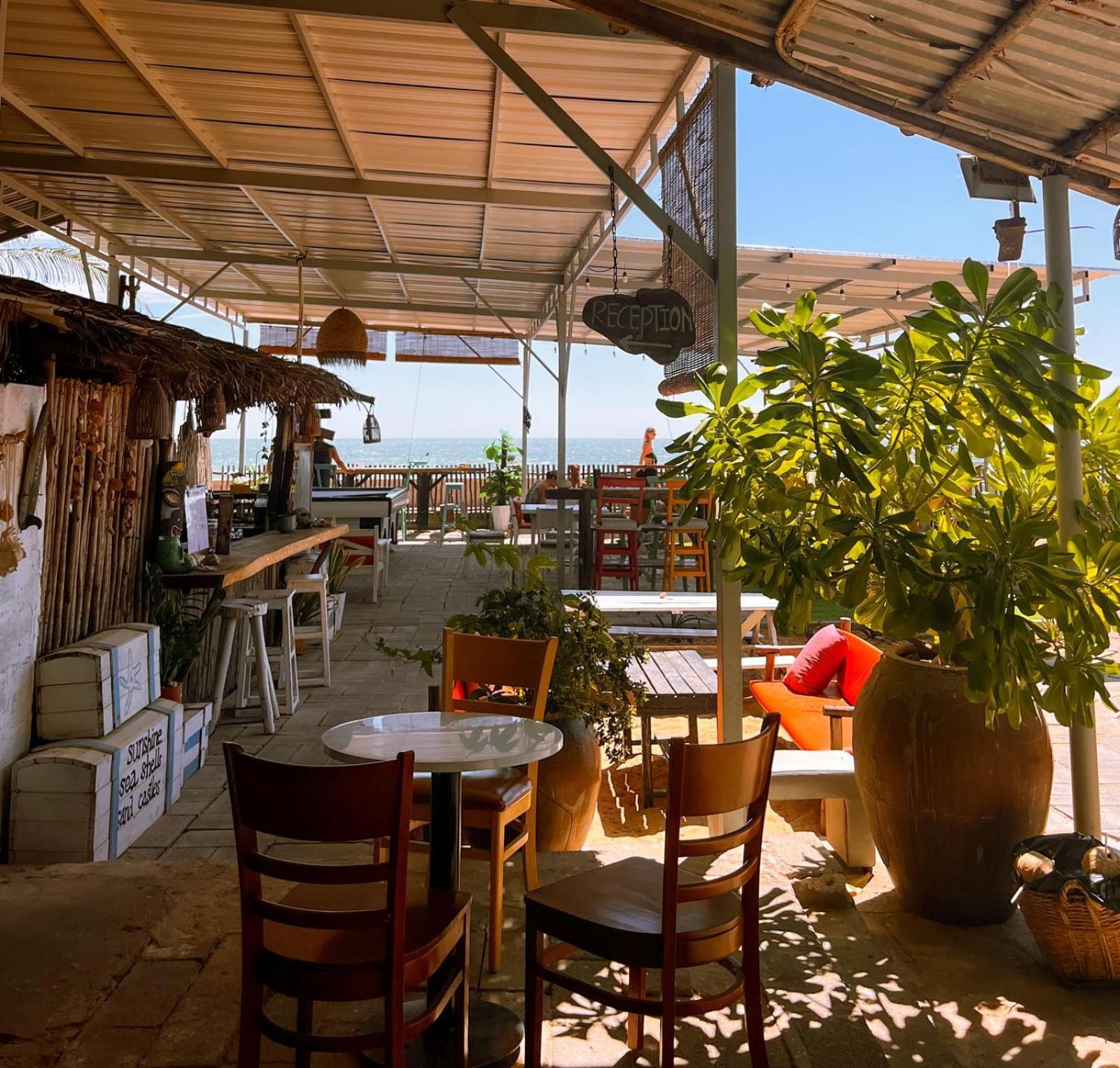 Eva Hut Hostel Mui Ne
