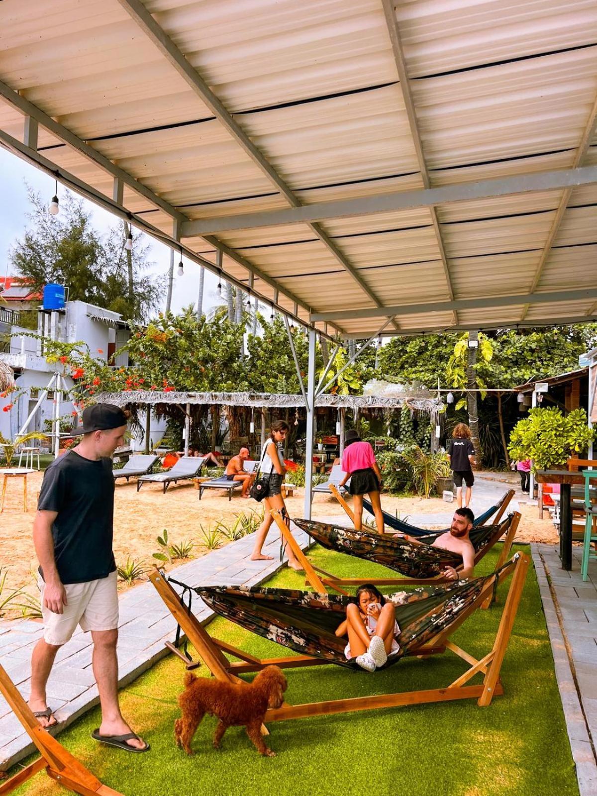 Eva Hut Mui Ne