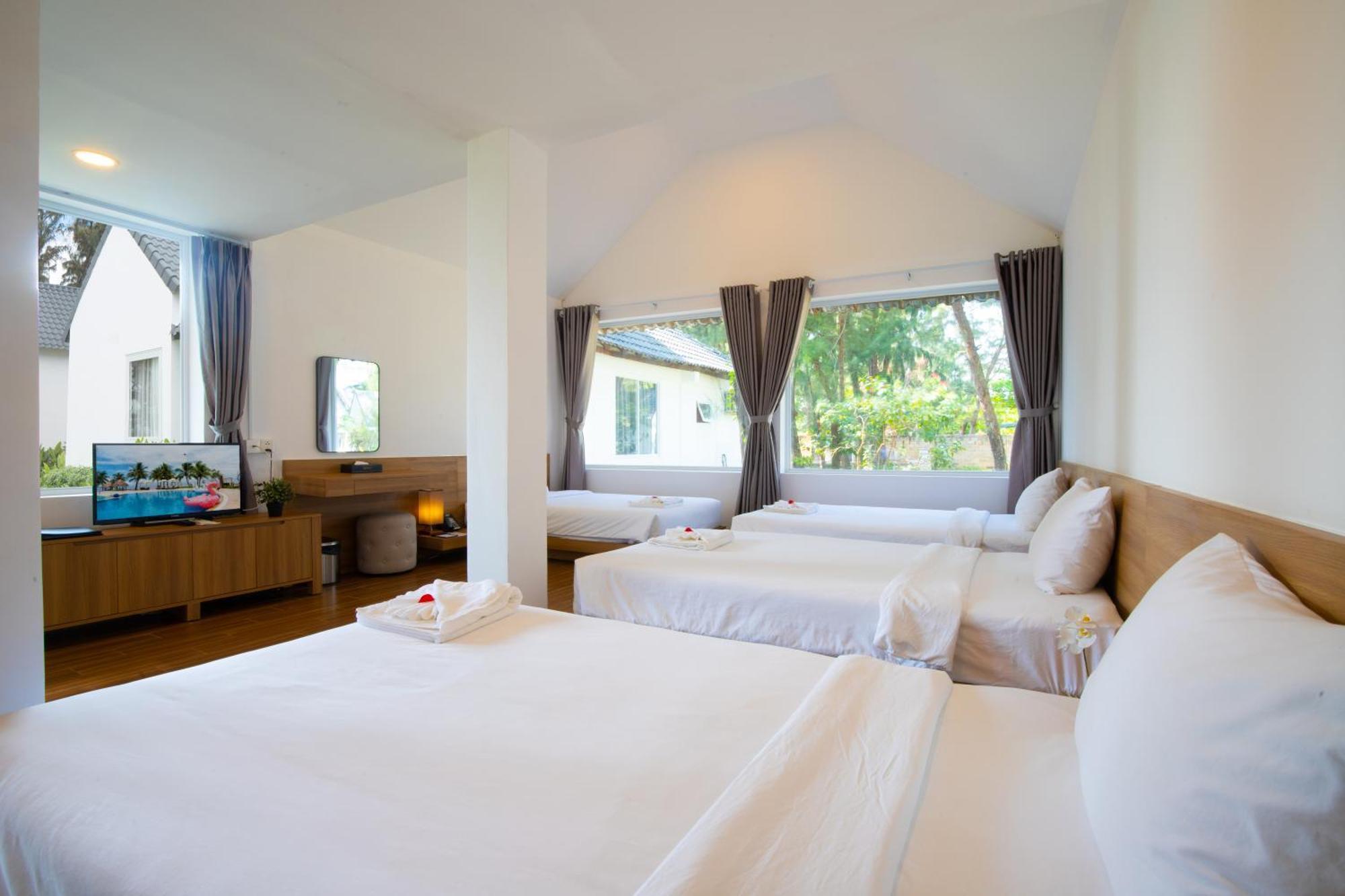 Palace Long Resort