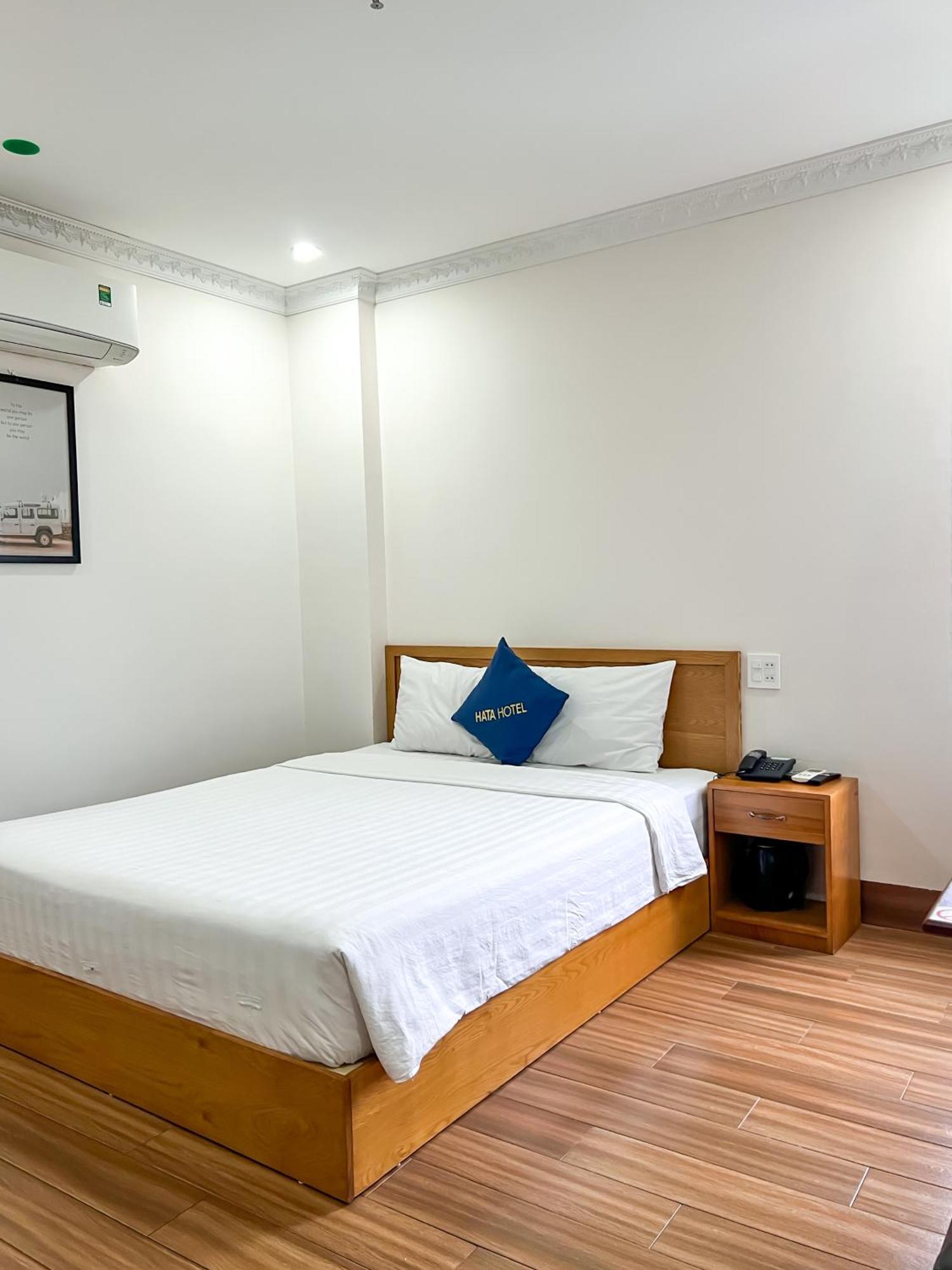 Hotel Hata 2*