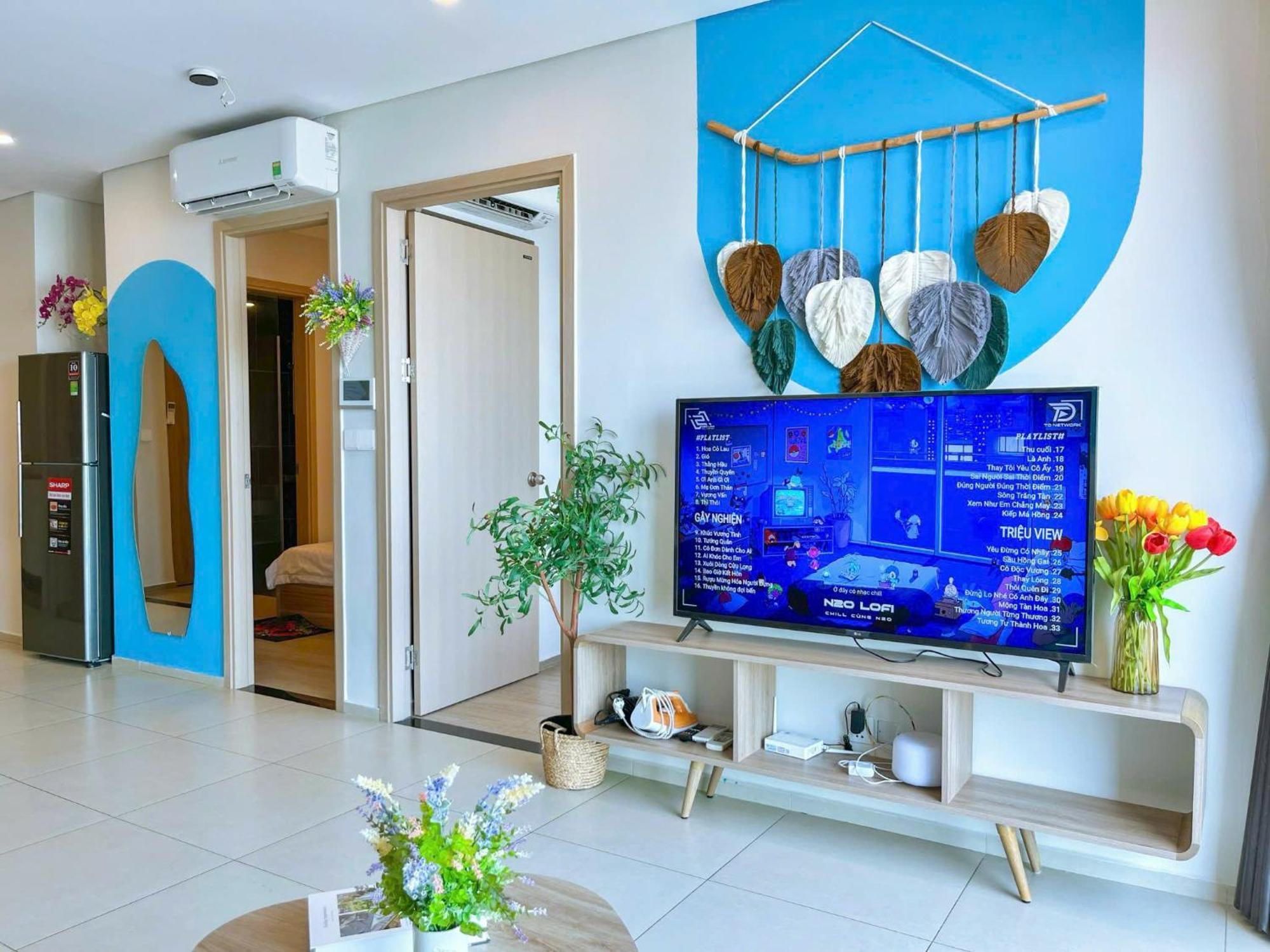 Cloud Nine The Song Apartment *
