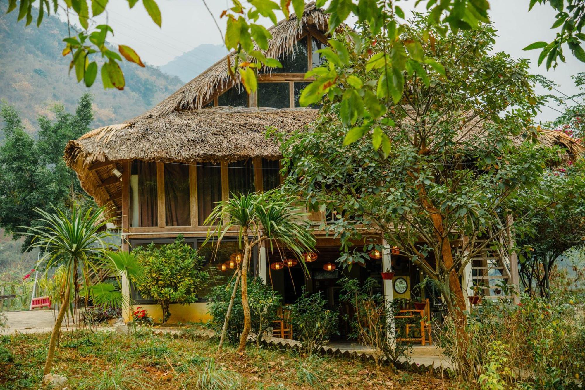 Mai Chau Villas * Mai Chau