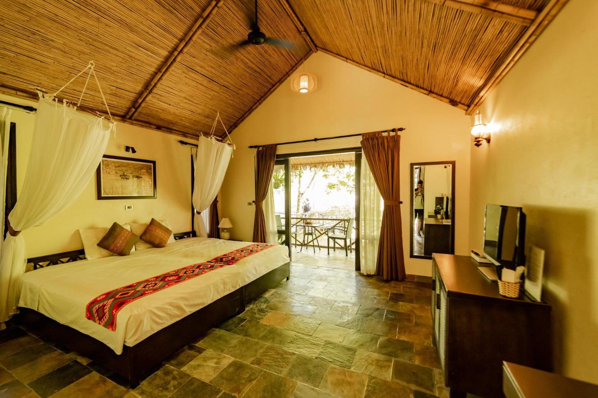 Mai Chau Villas