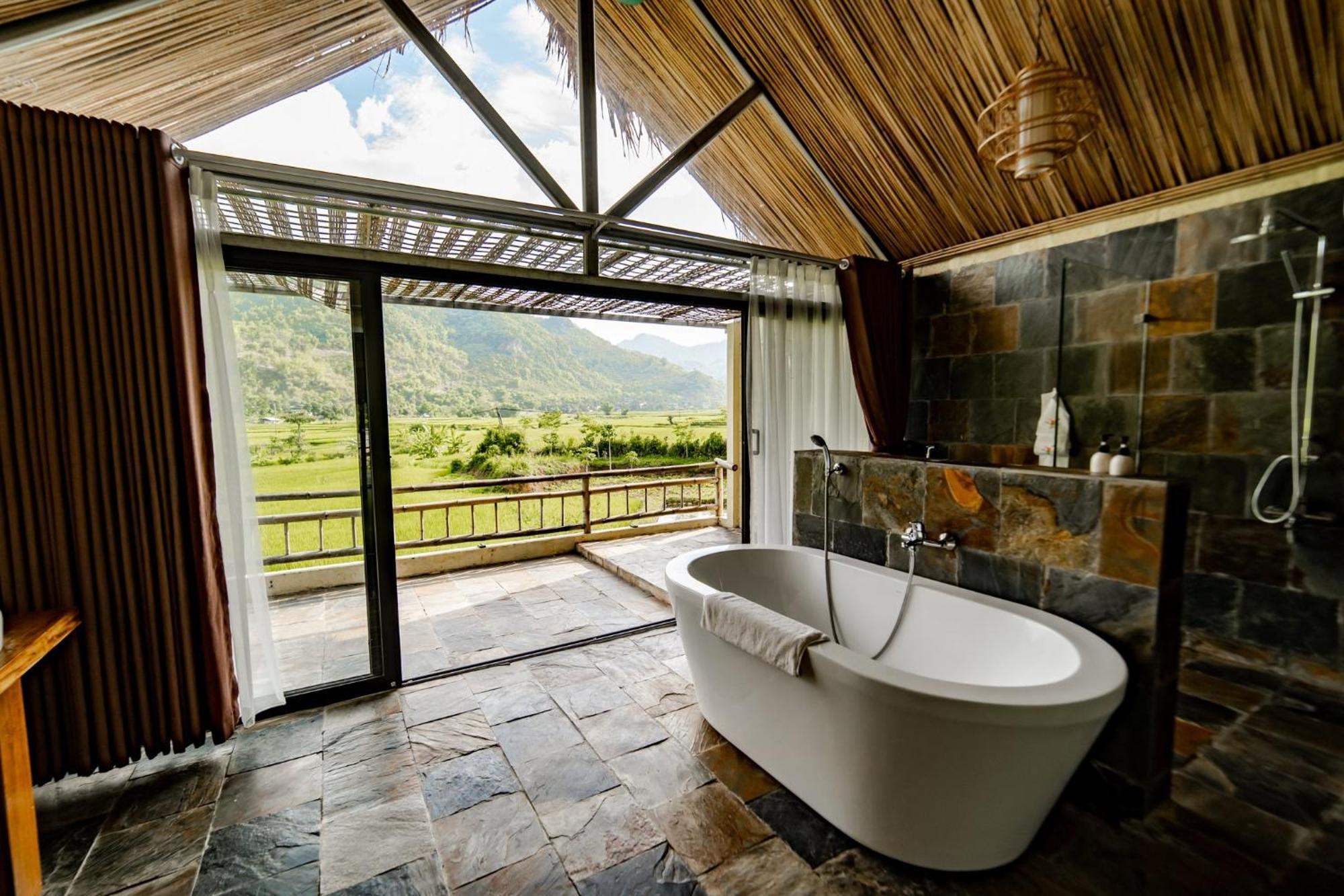 Resort Mai Chau Villas *