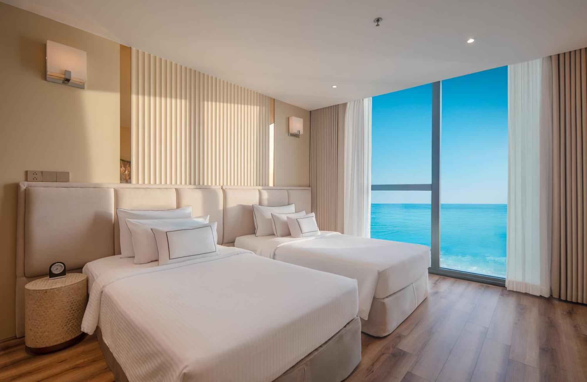Starcity Hotel&condotel Beachfront 5* Nha Trang