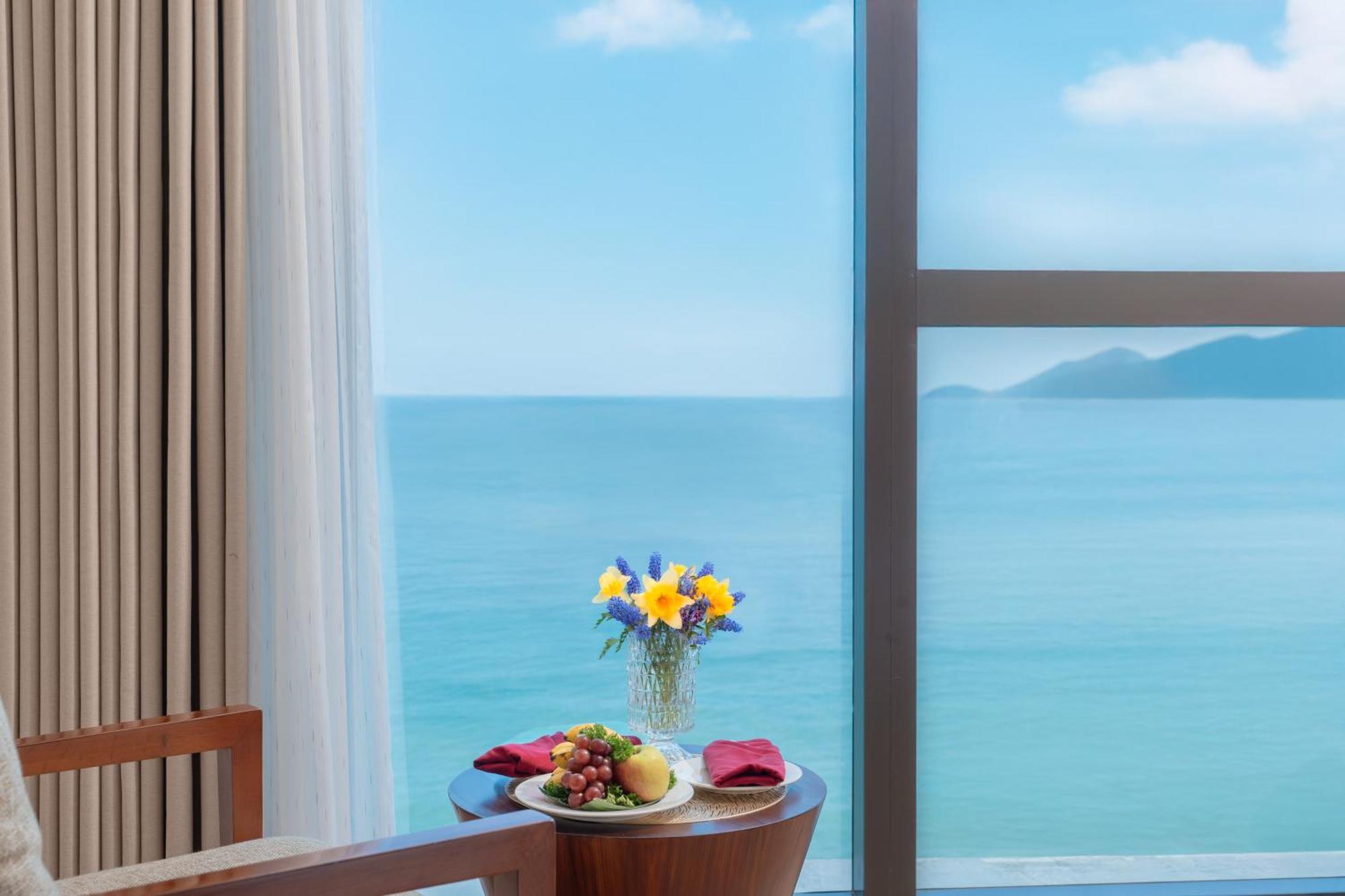 Starcity Hotel&condotel Beachfront Khách sạn Nha Trang