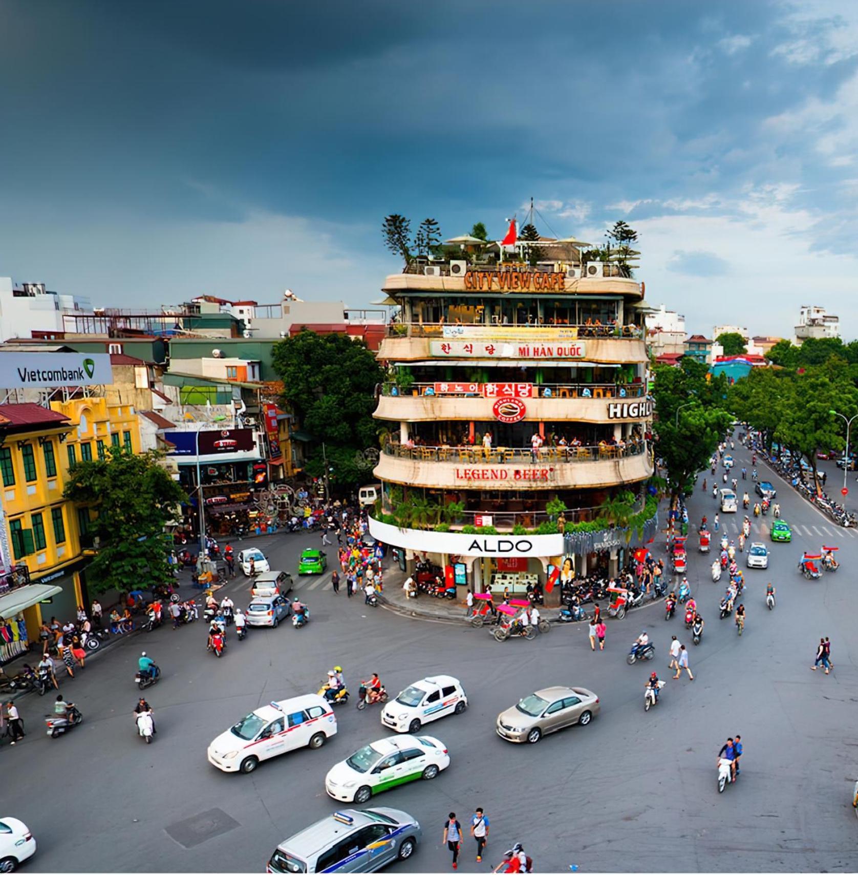 Lancaster Center Apartment Hanoi