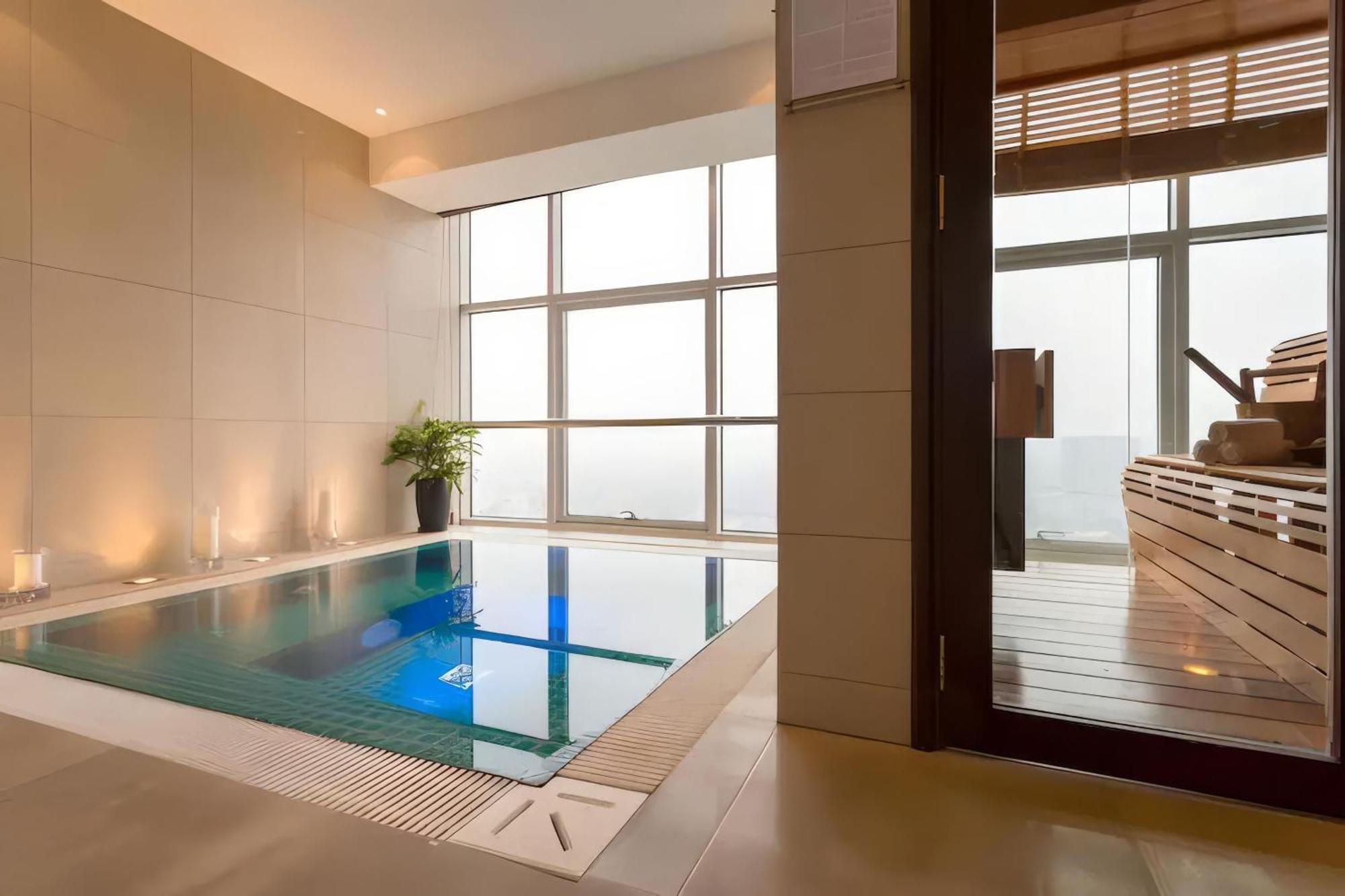 Lancaster Center Apartment Hanoi