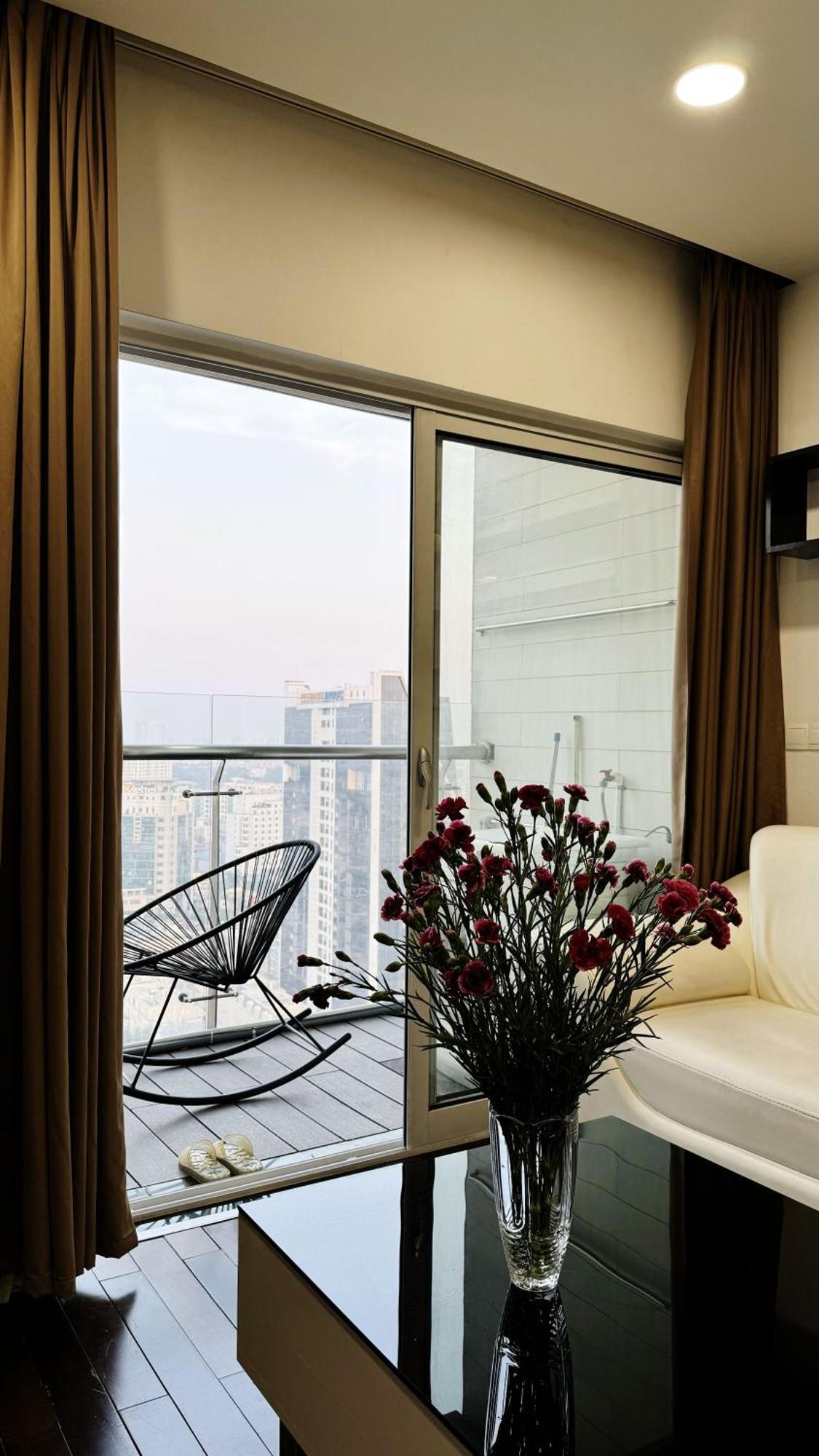 Lancaster Center Apartment Hanoi