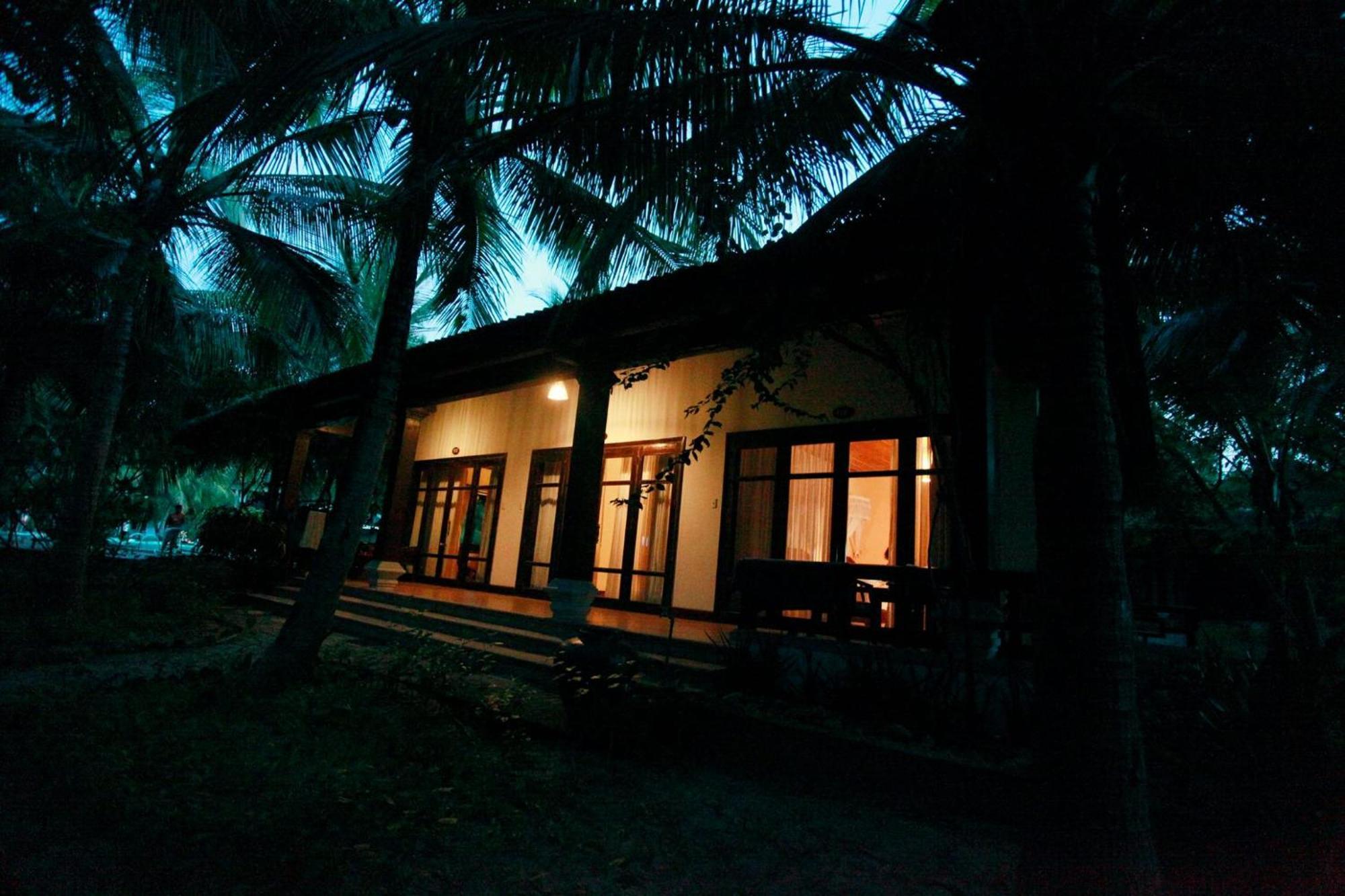 Lang Co Beach Resort 4*