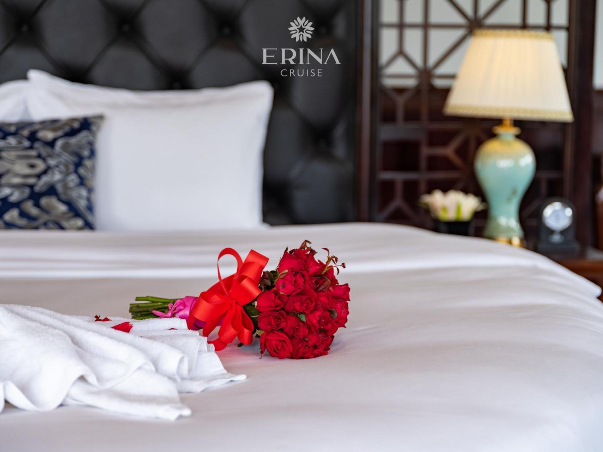 Rosa Cruise Hạ Long