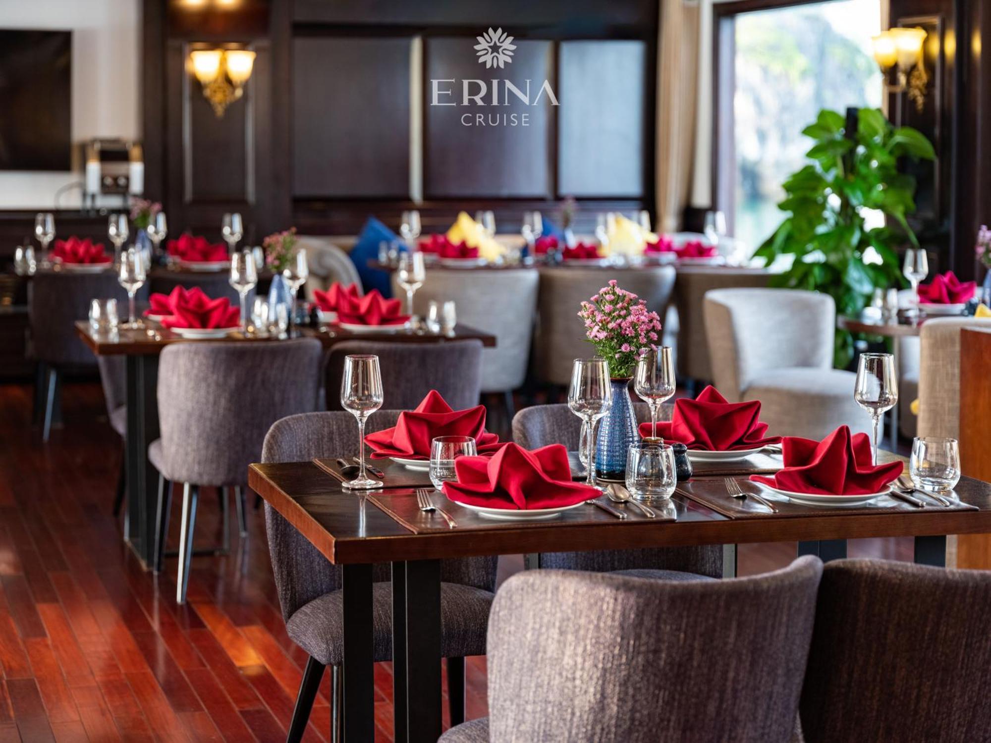 Rosa Cruise 5* Hạ Long