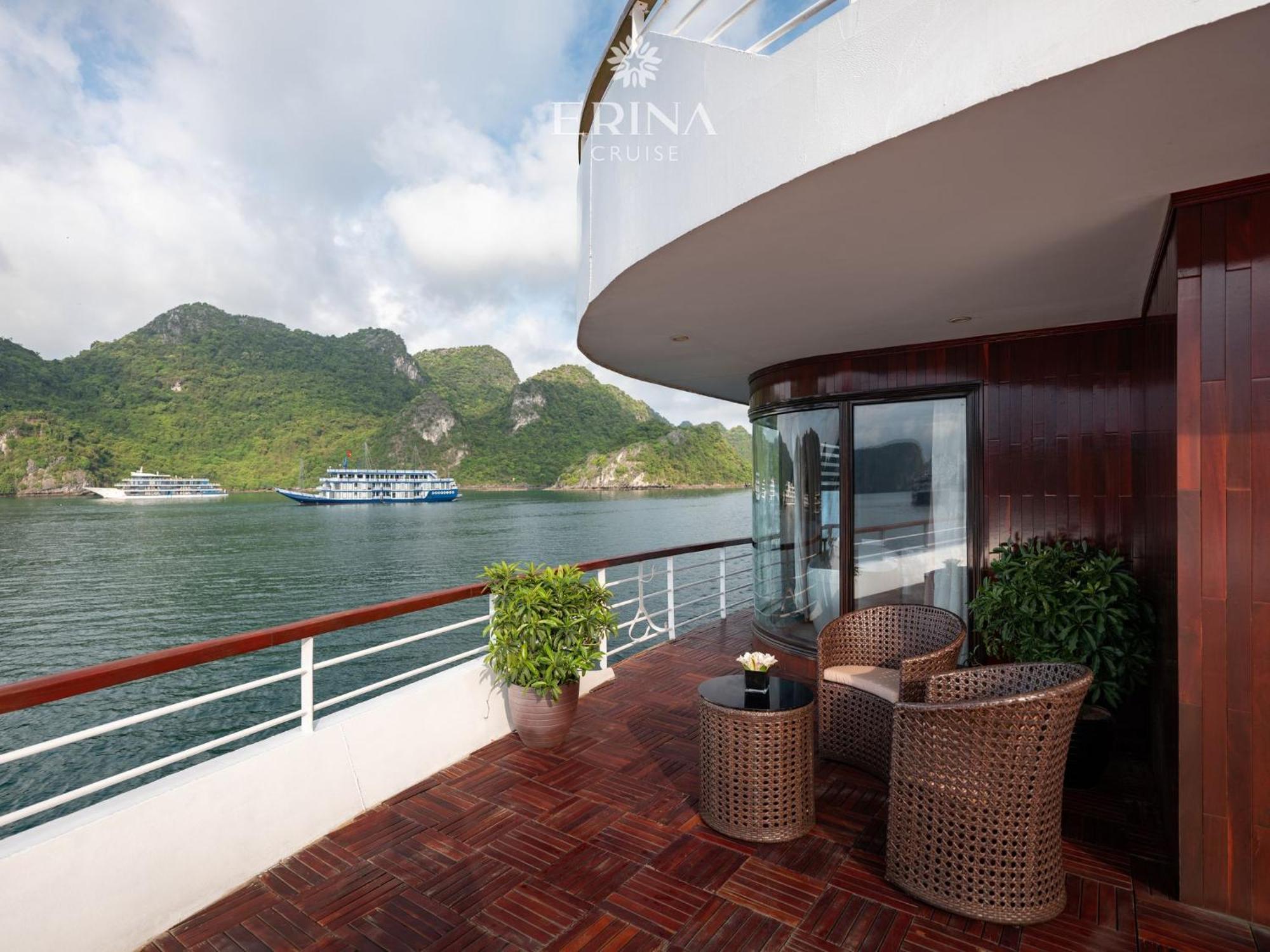Rosa Cruise 5* Hạ Long