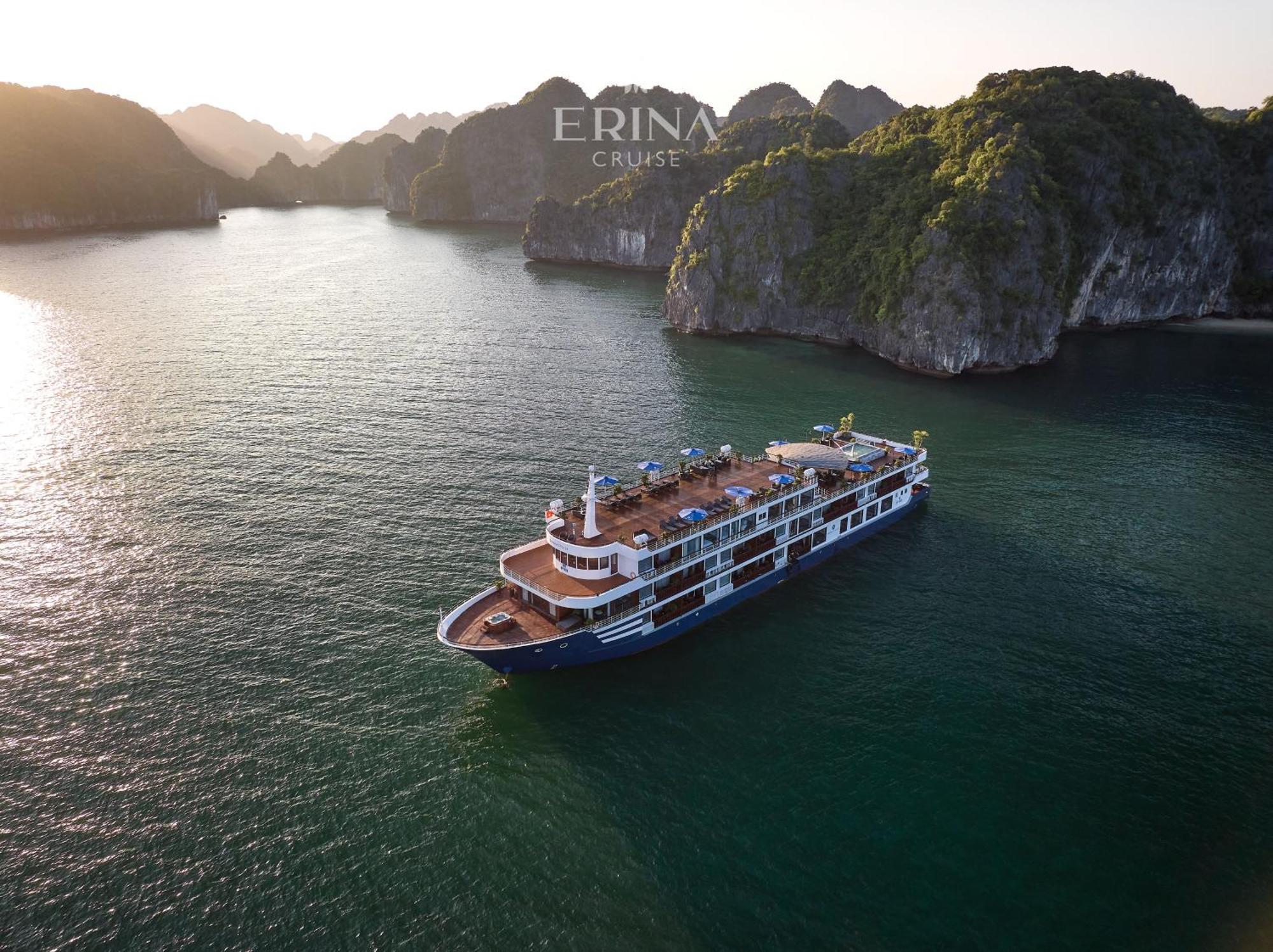 Rosa Cruise  Ha Long