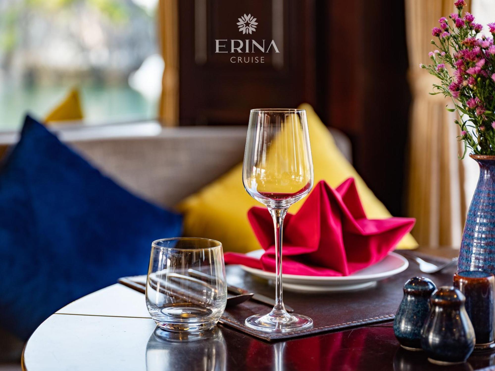  Rosa Cruise Hạ Long