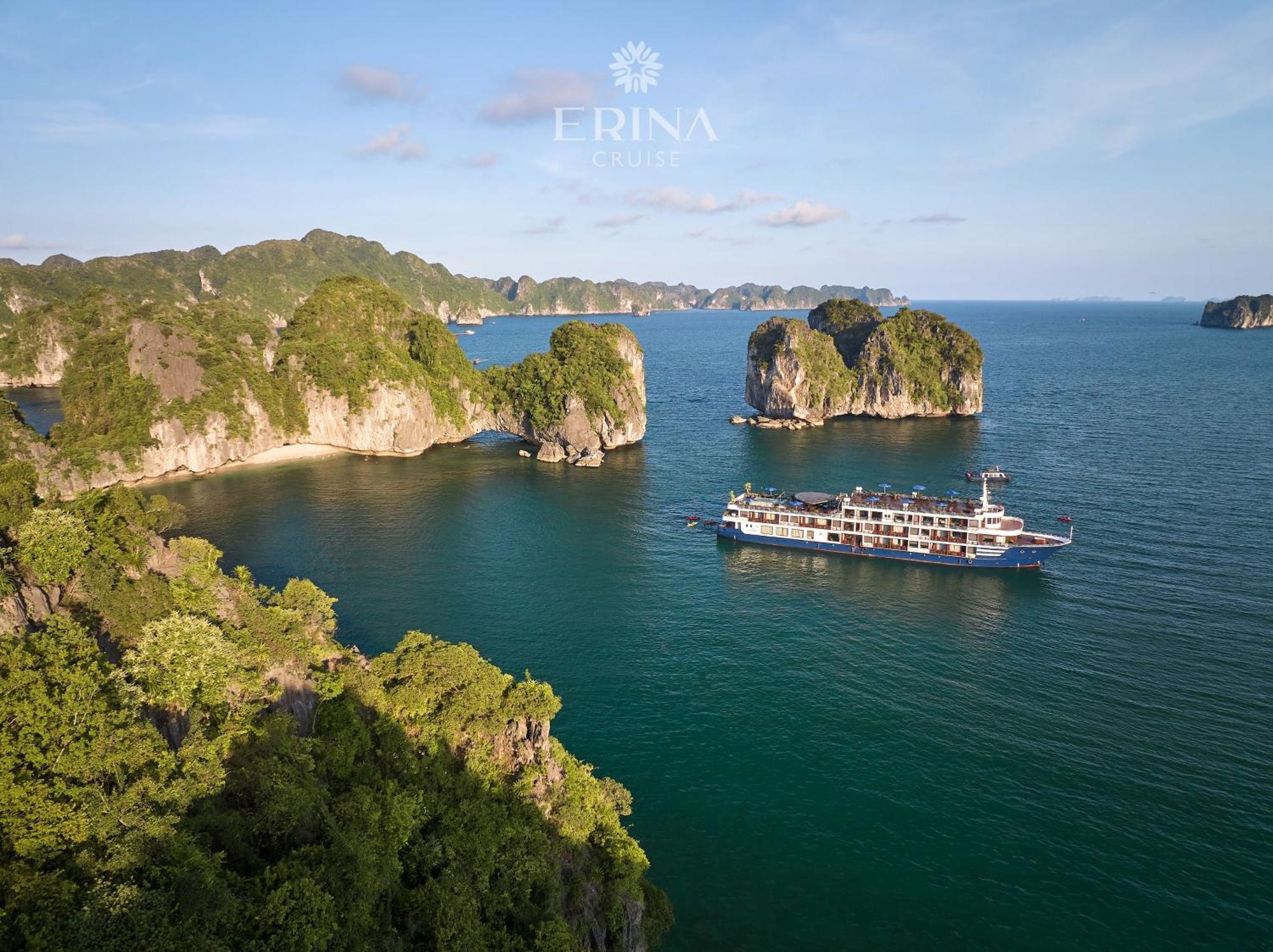 Rosa Cruise 5* Hạ Long